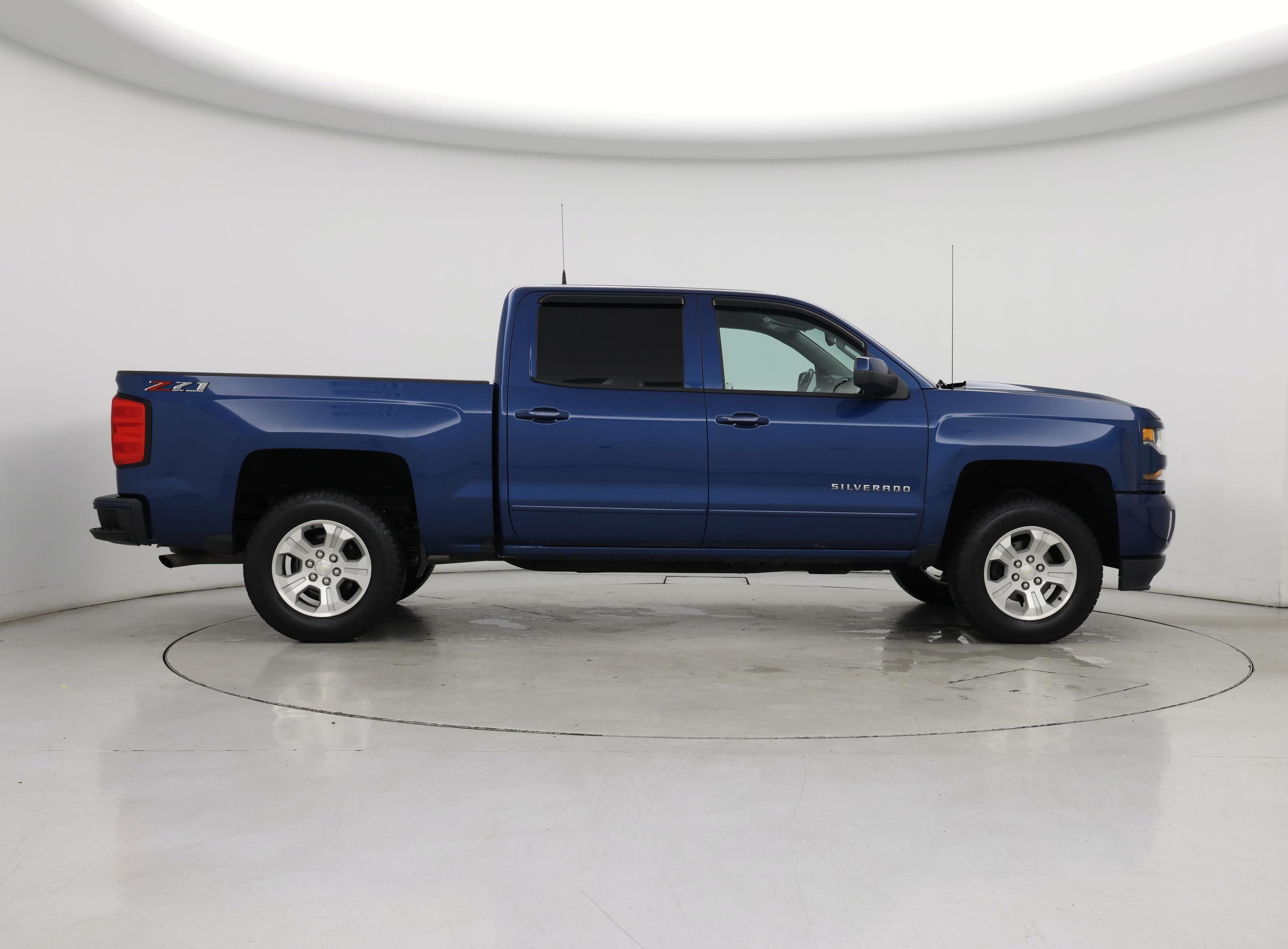Thumbnail: 2018 Chevrolet Silverado 1500 - 7