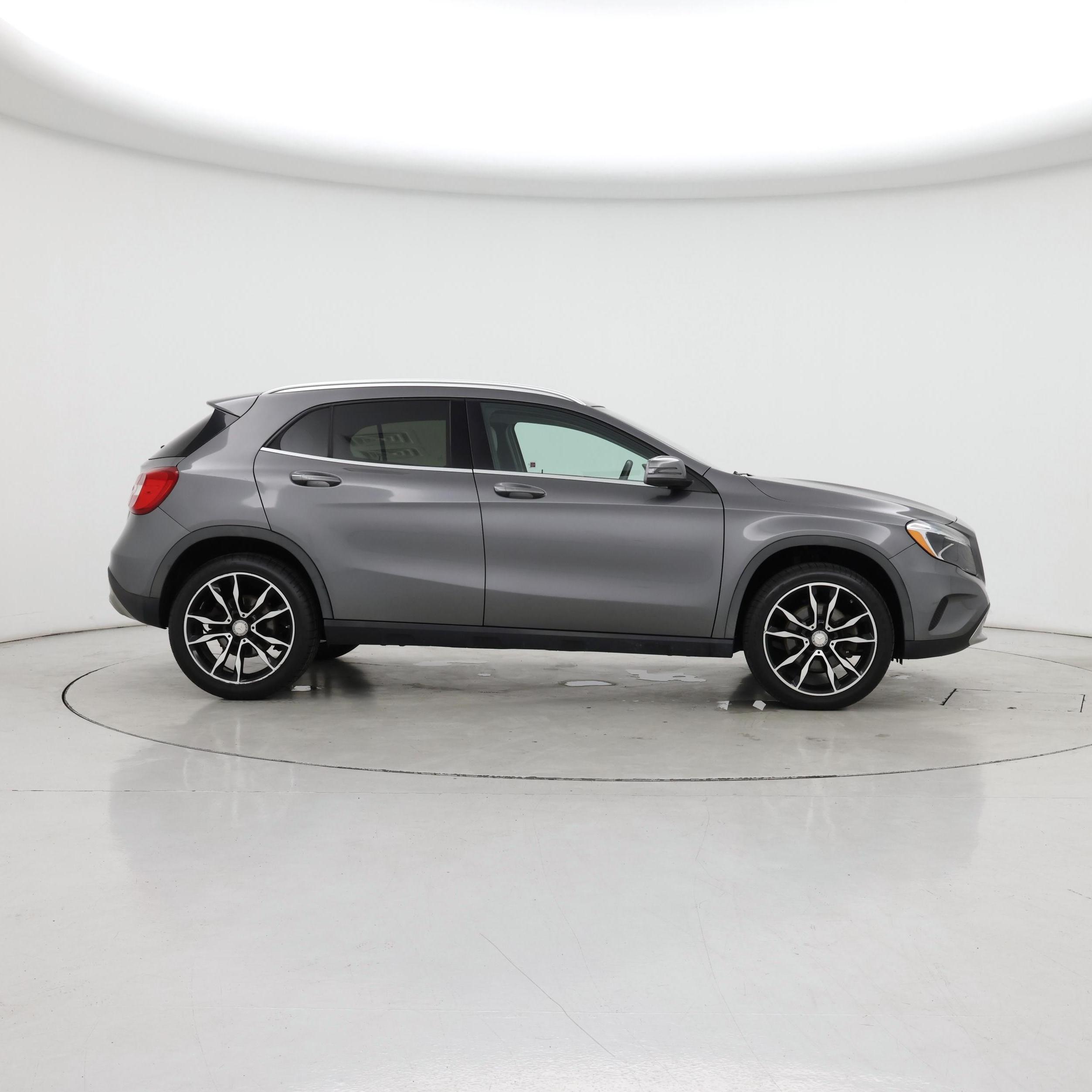 Thumbnail: 2016 Mercedes-Benz GLA - 7