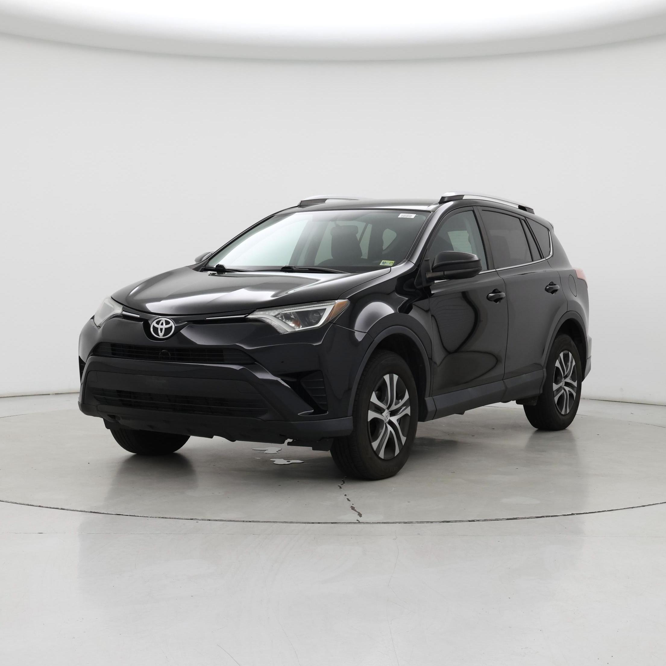 Thumbnail: 2016 Toyota RAV4 - 4