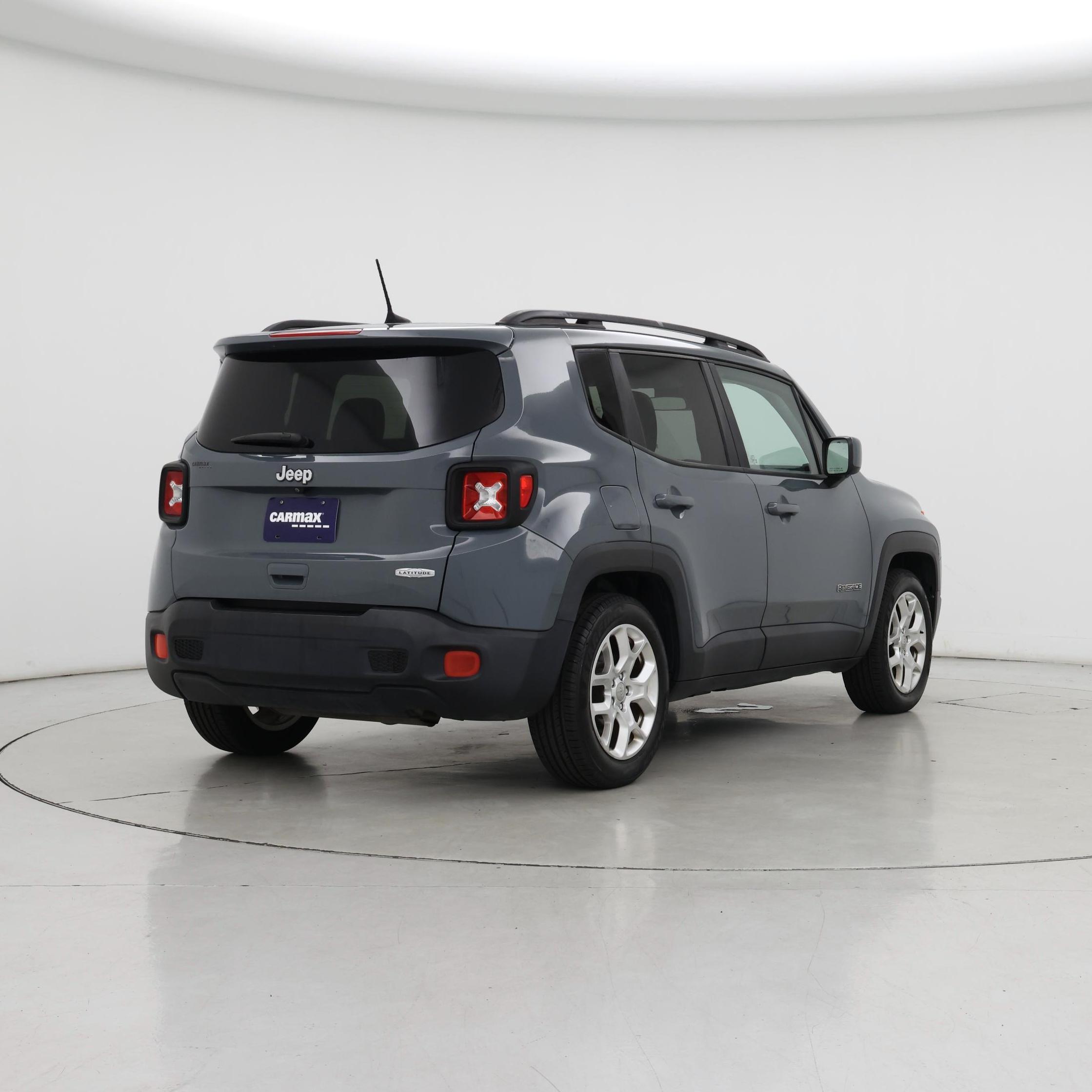 Thumbnail: 2018 Jeep Renegade - 8