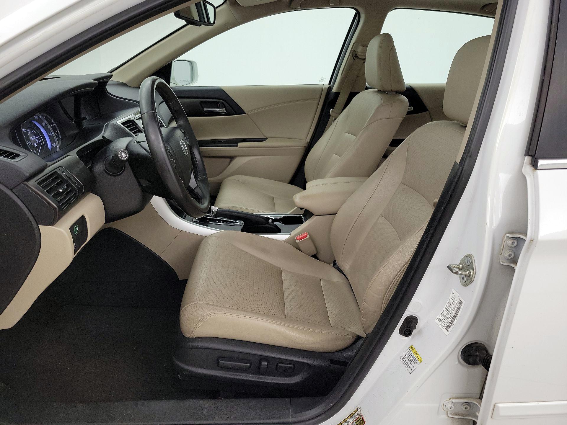 Thumbnail: 2015 Honda Accord - 11