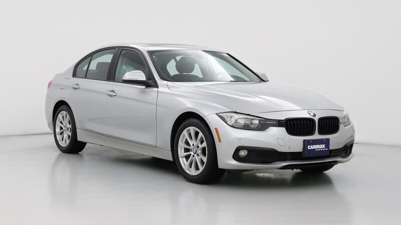 2017 BMW 3 Series 320i Hero Image