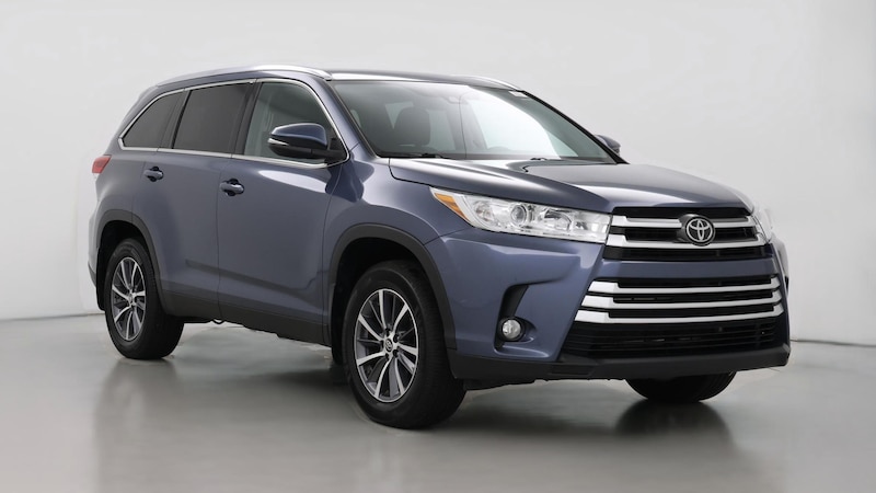 2019 Toyota Highlander XLE Hero Image