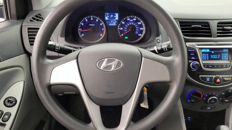 2016 Hyundai Accent SE 10