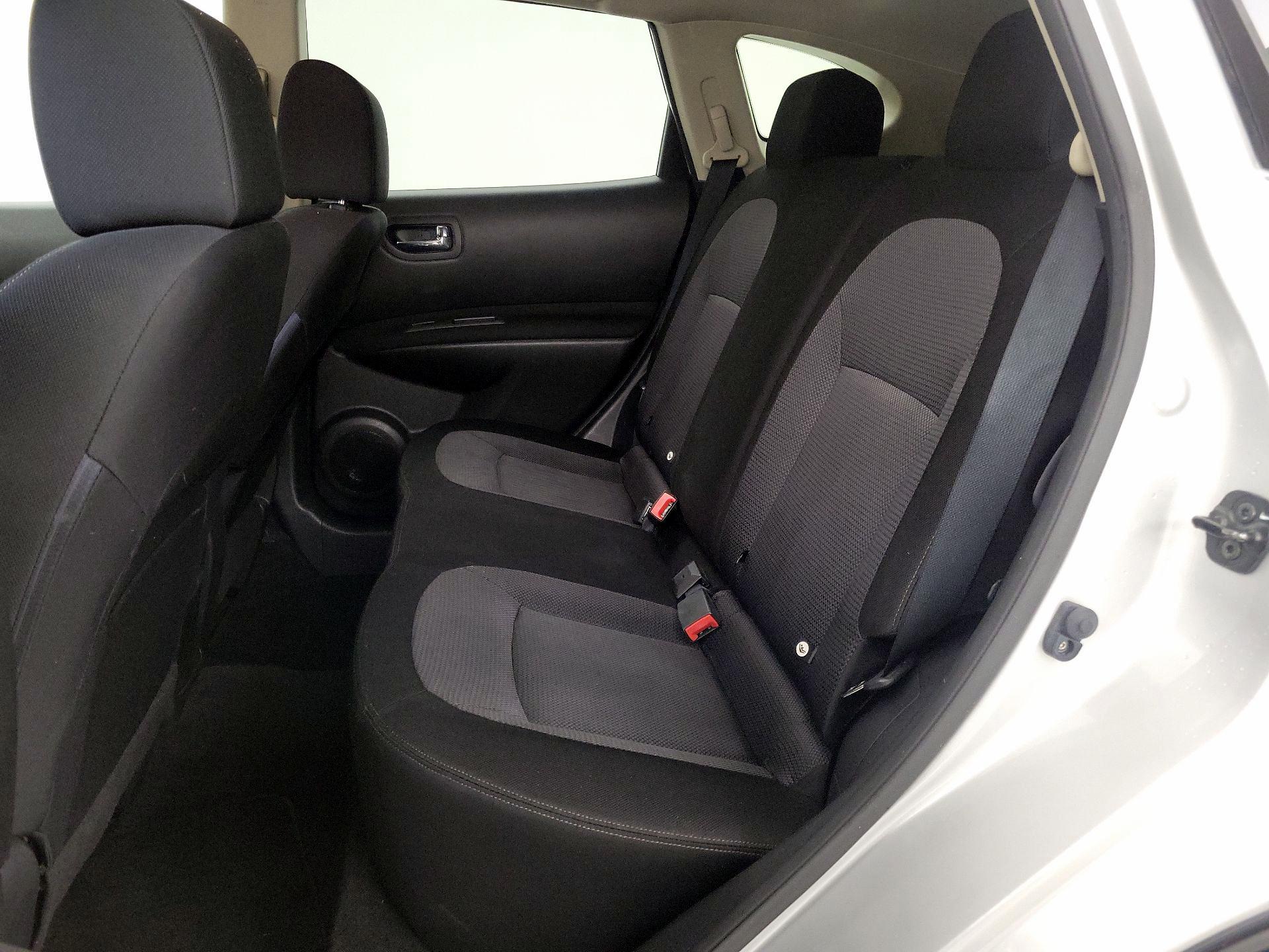 Thumbnail: 2013 Nissan Rogue - 19