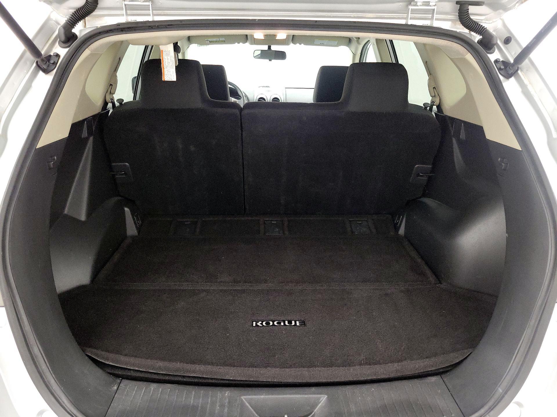 Thumbnail: 2013 Nissan Rogue - 20