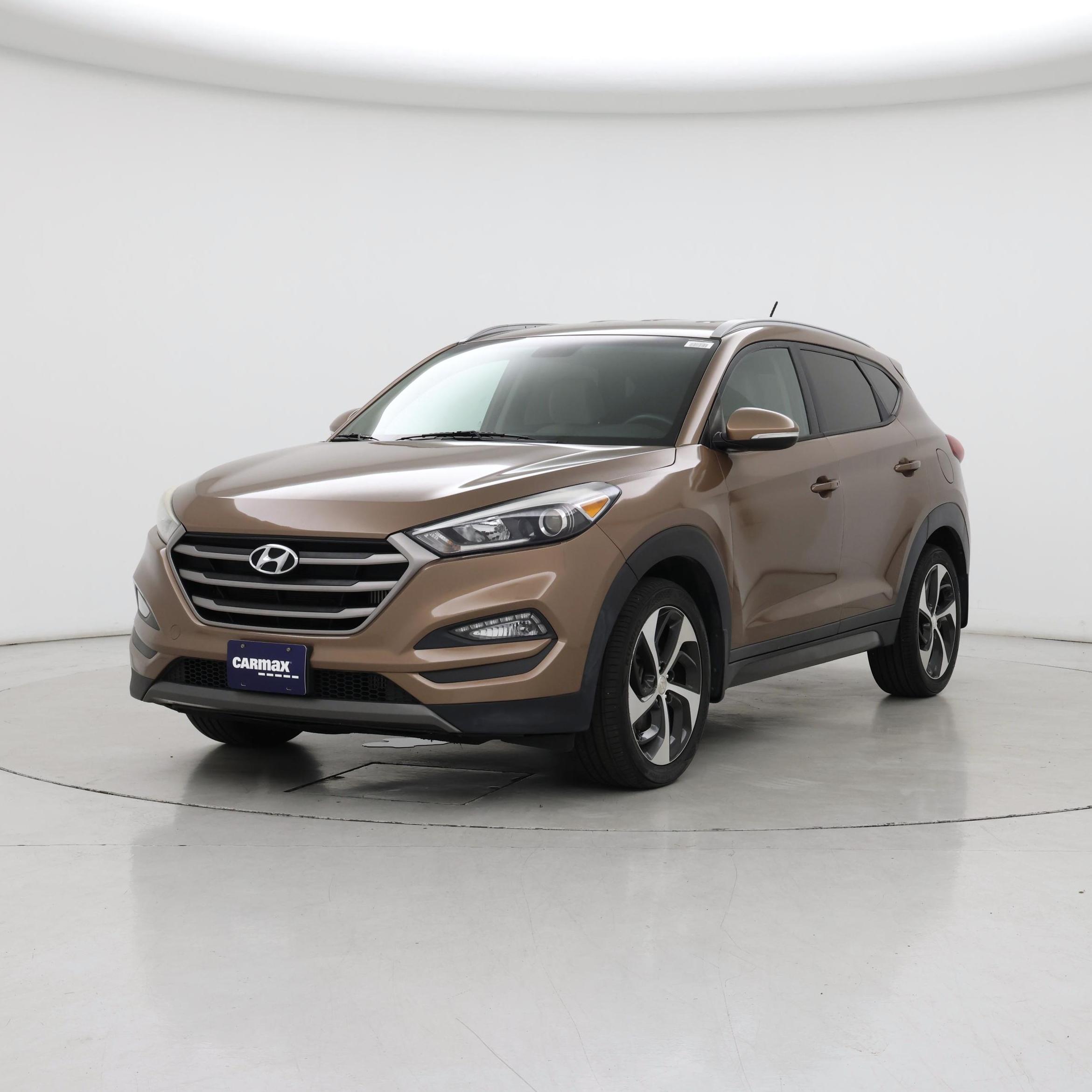 Thumbnail: 2016 Hyundai Tucson - 4