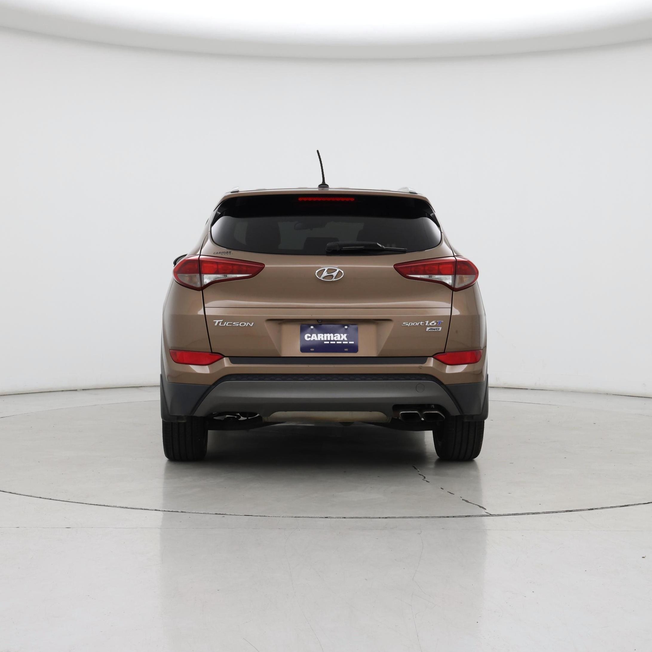 Thumbnail: 2016 Hyundai Tucson - 6