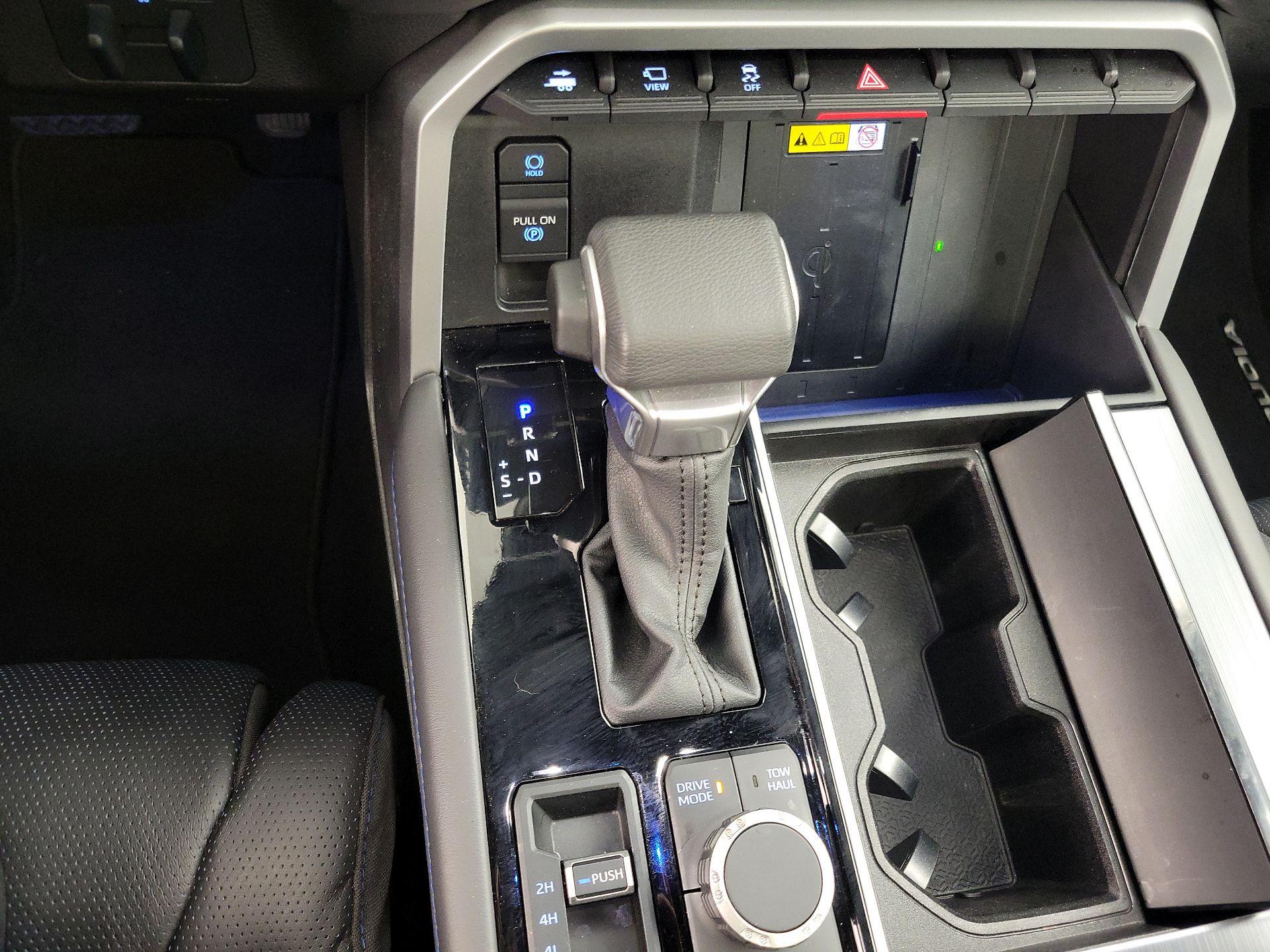 Thumbnail: 2024 Toyota Sequoia - 17