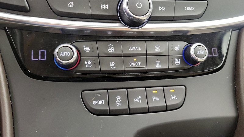 2017 Buick LaCrosse Premium 17