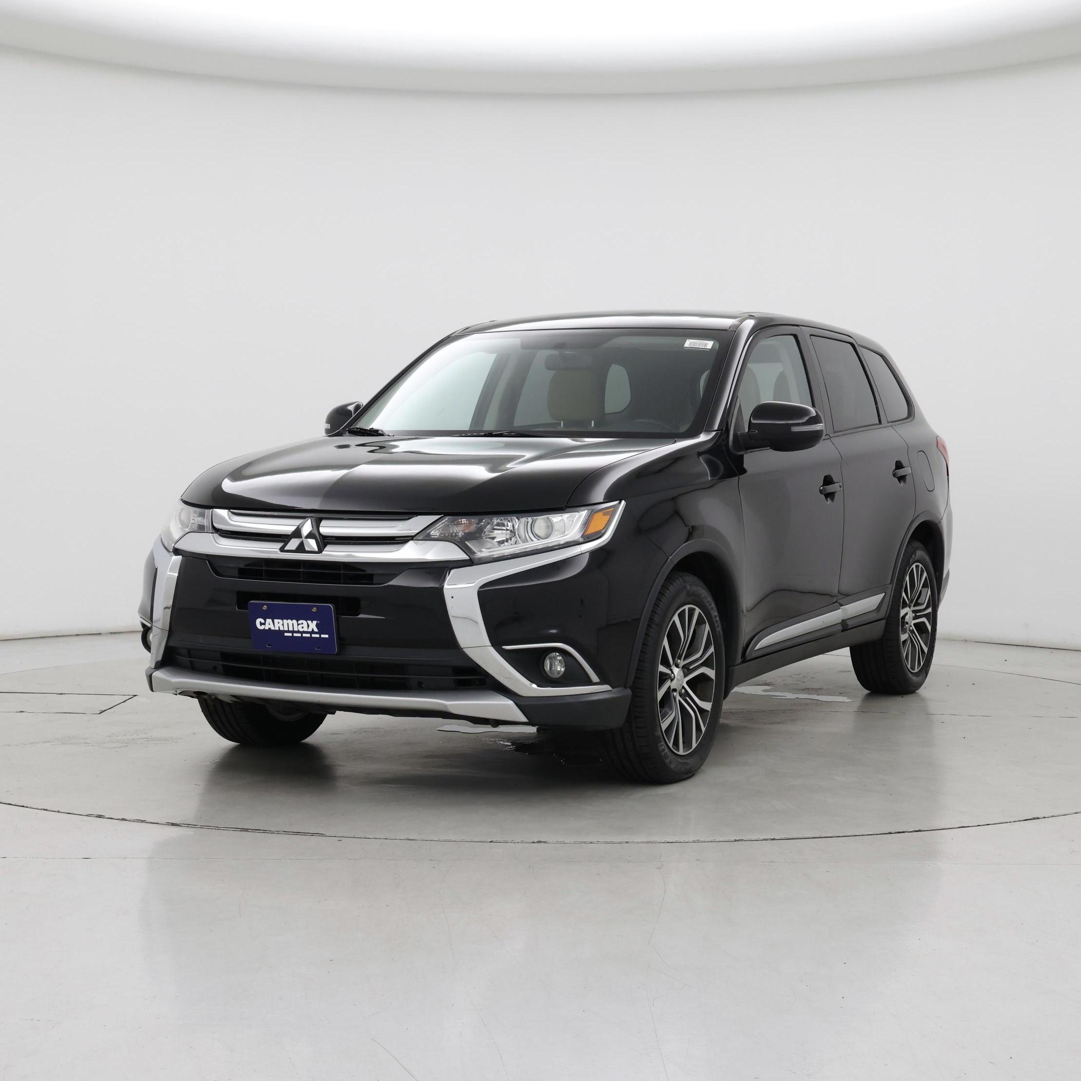 Thumbnail: 2017 Mitsubishi Outlander - 4