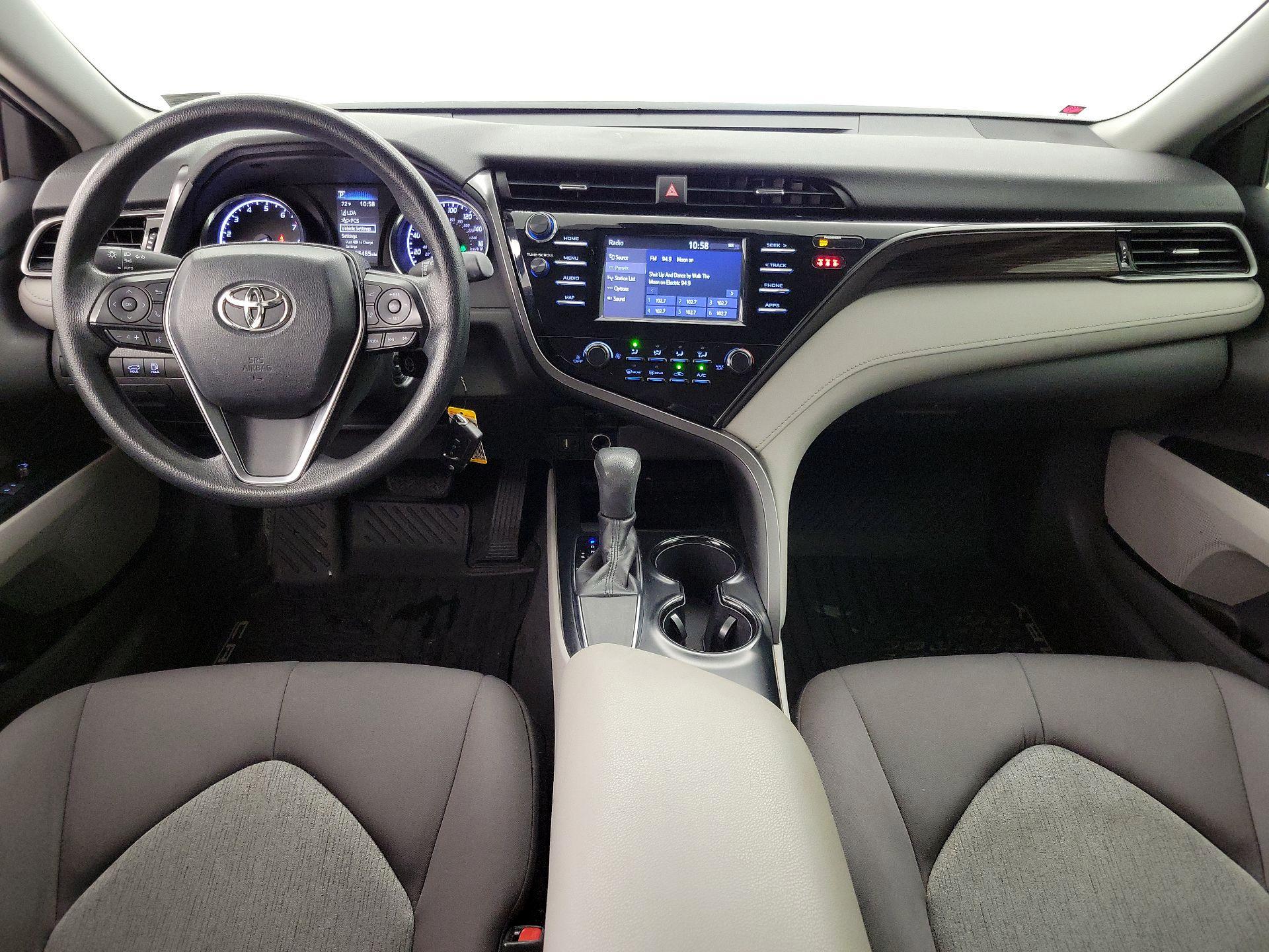 Thumbnail: 2019 Toyota Camry - 9