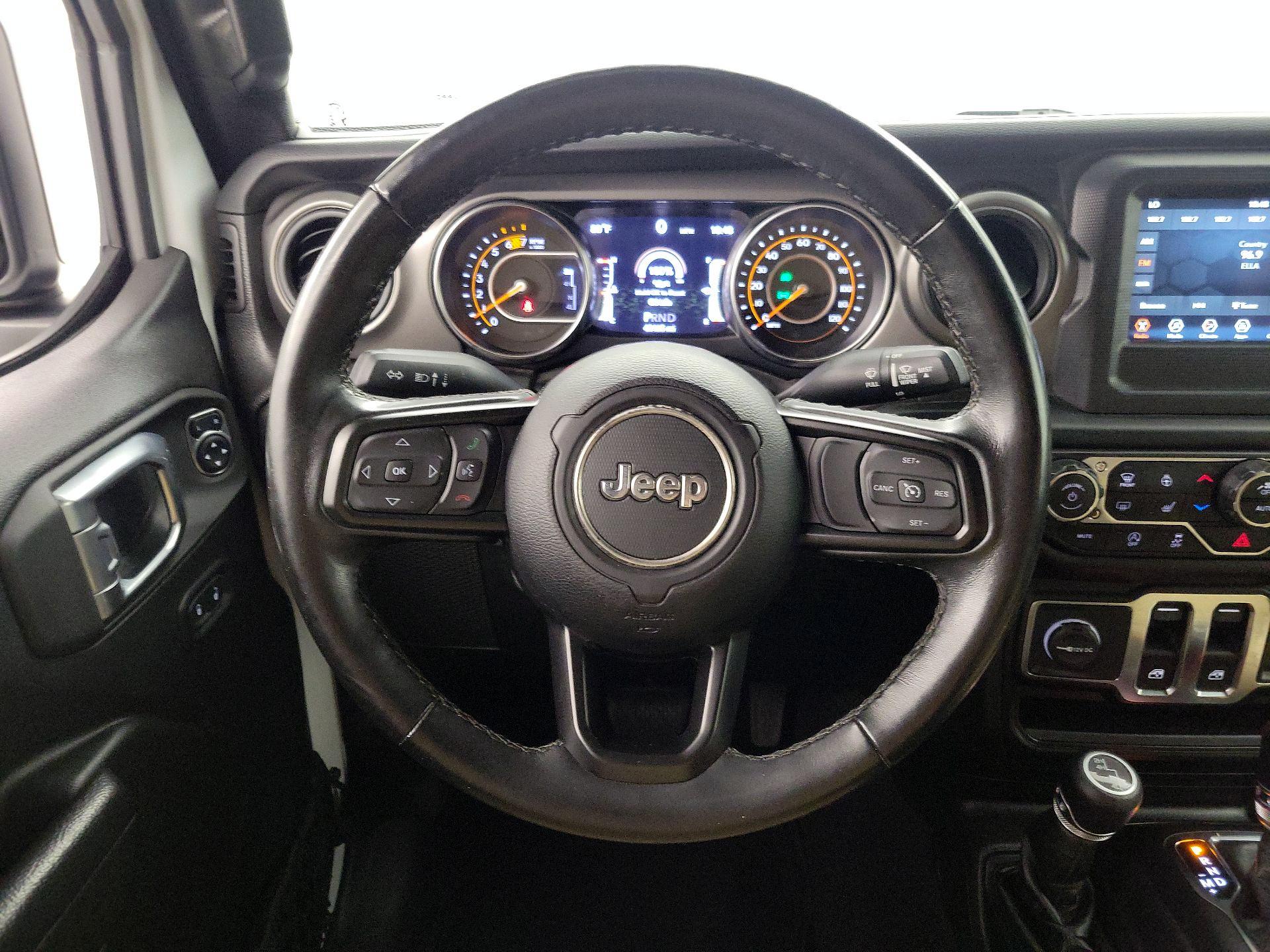 Thumbnail: 2022 Jeep Wrangler - 10