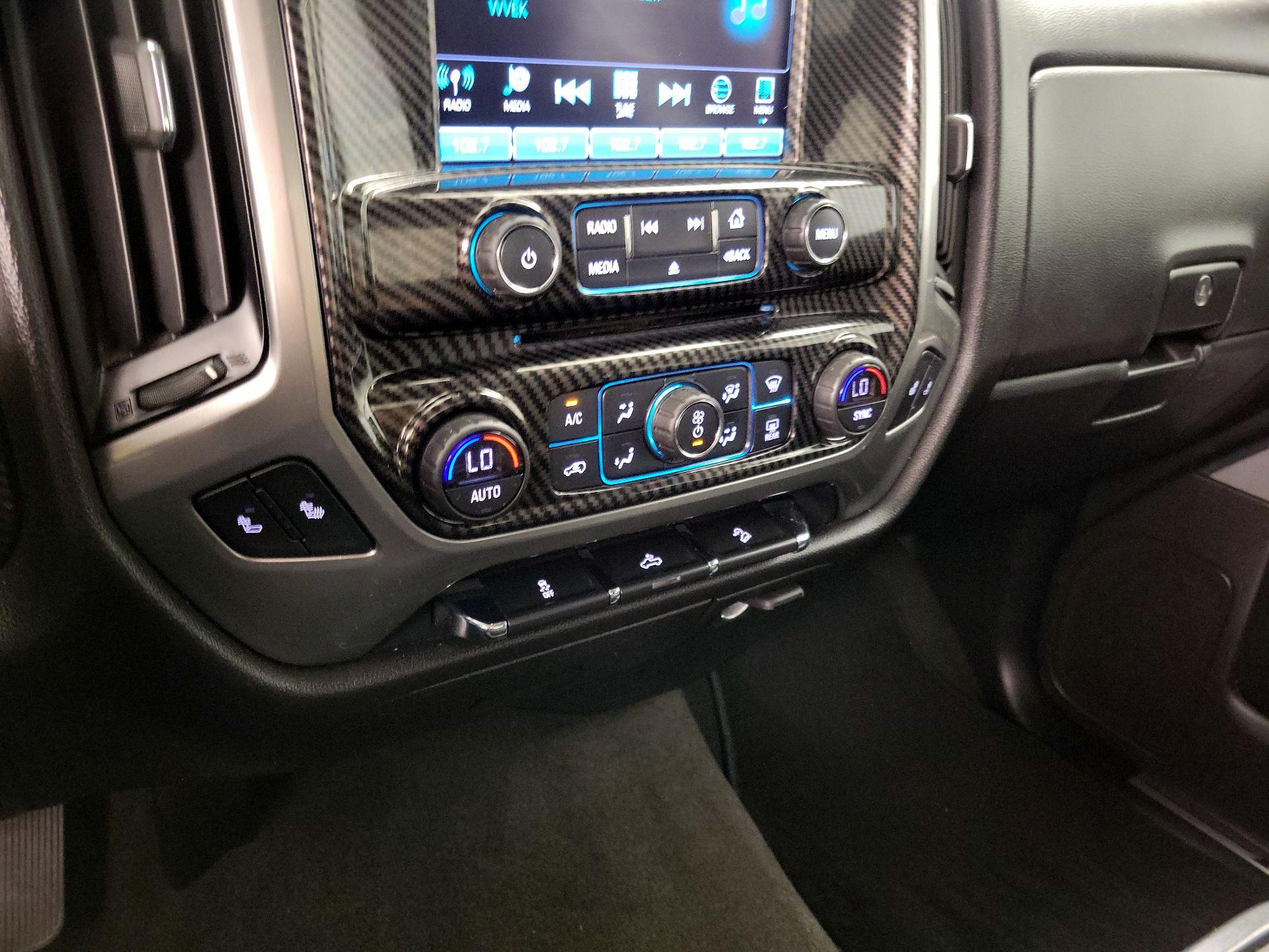 Thumbnail: 2017 Chevrolet Silverado 1500 - 16
