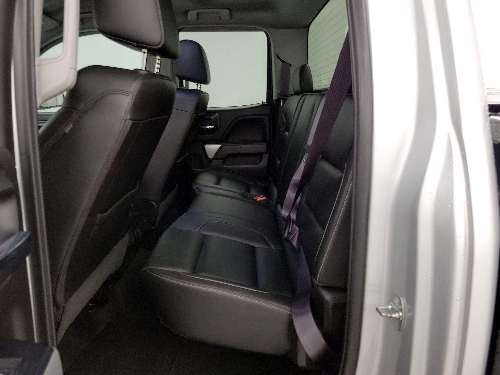 Thumbnail: 2017 Chevrolet Silverado 1500 - 19
