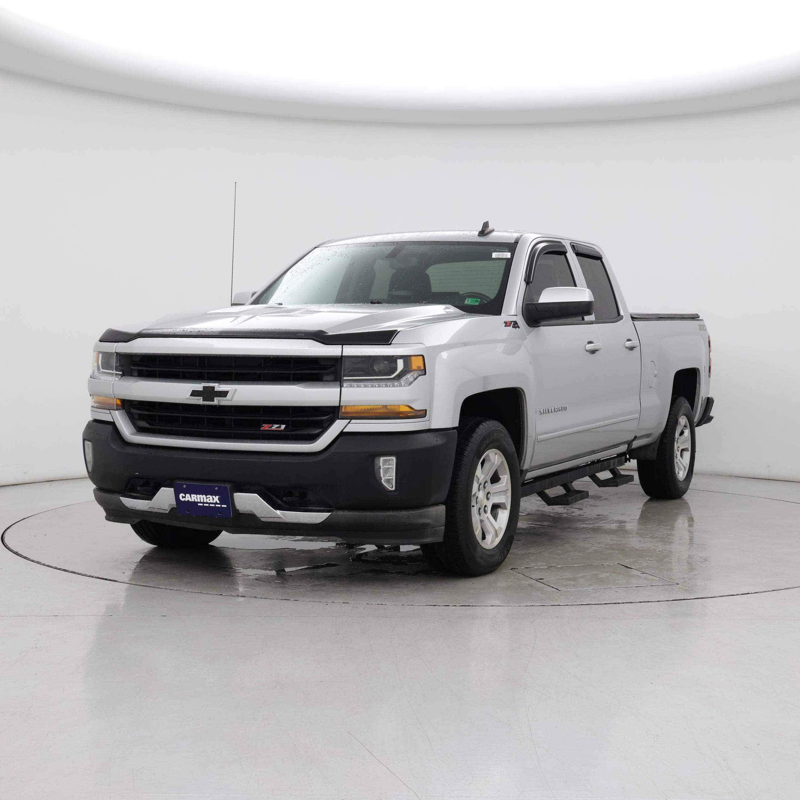 Thumbnail: 2017 Chevrolet Silverado 1500 - 4