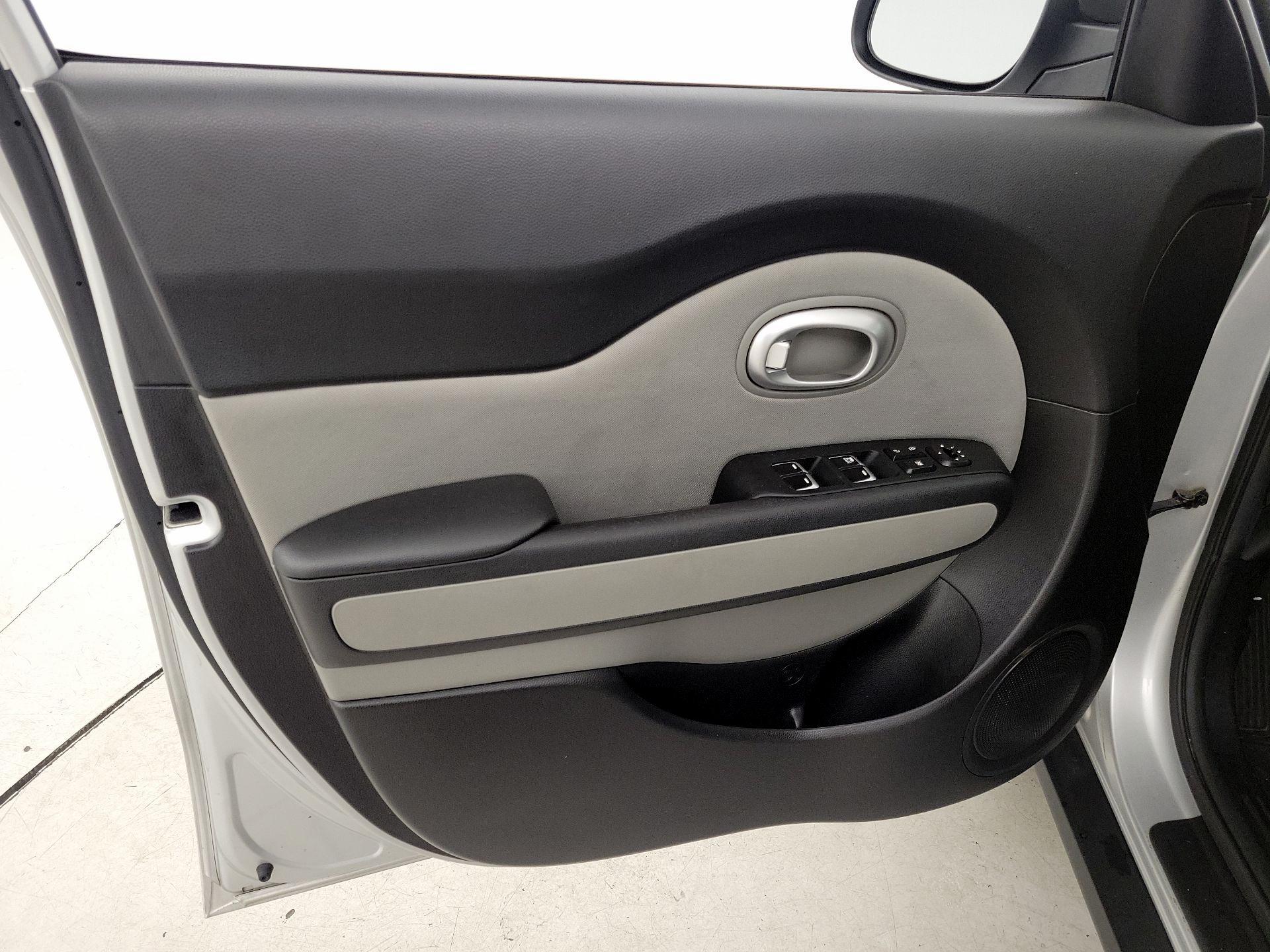Thumbnail: 2018 Kia Soul - 12