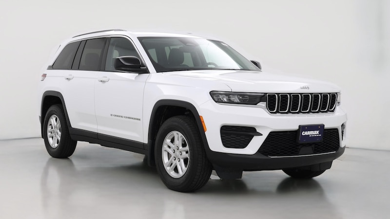 2022 Jeep Grand Cherokee Laredo Hero Image