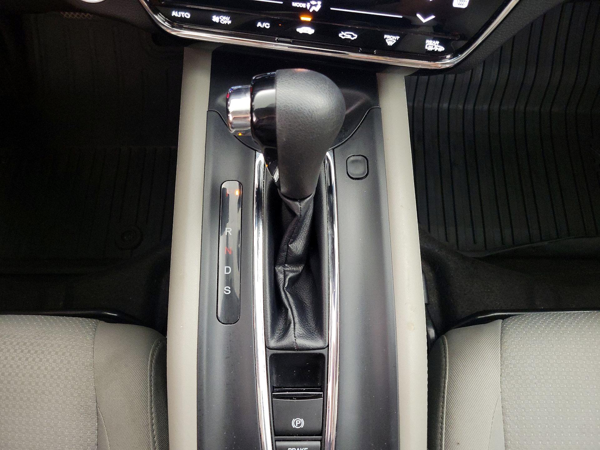 Thumbnail: 2022 Honda HR-V - 17