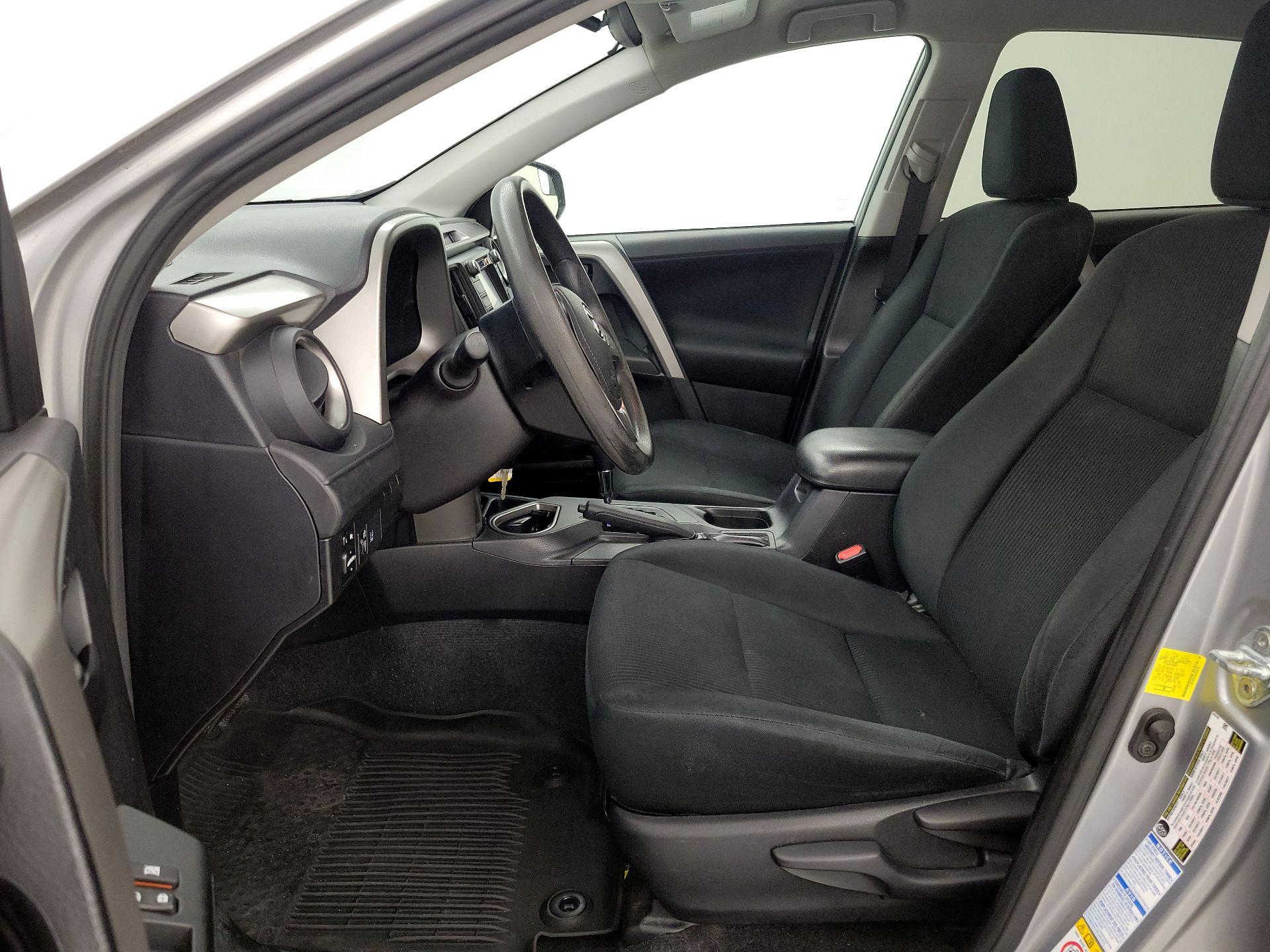 Thumbnail: 2017 Toyota RAV4 - 11