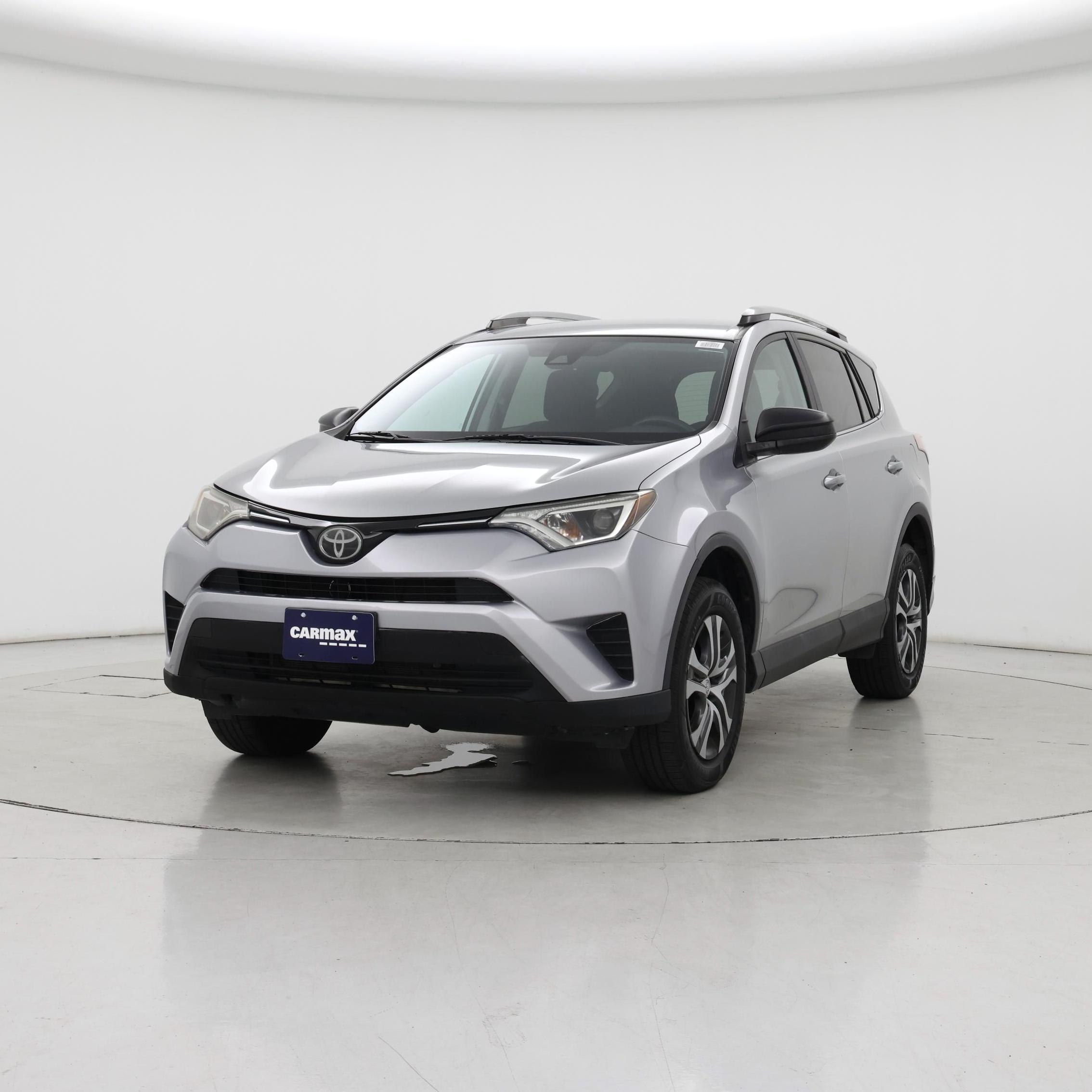 Thumbnail: 2017 Toyota RAV4 - 4