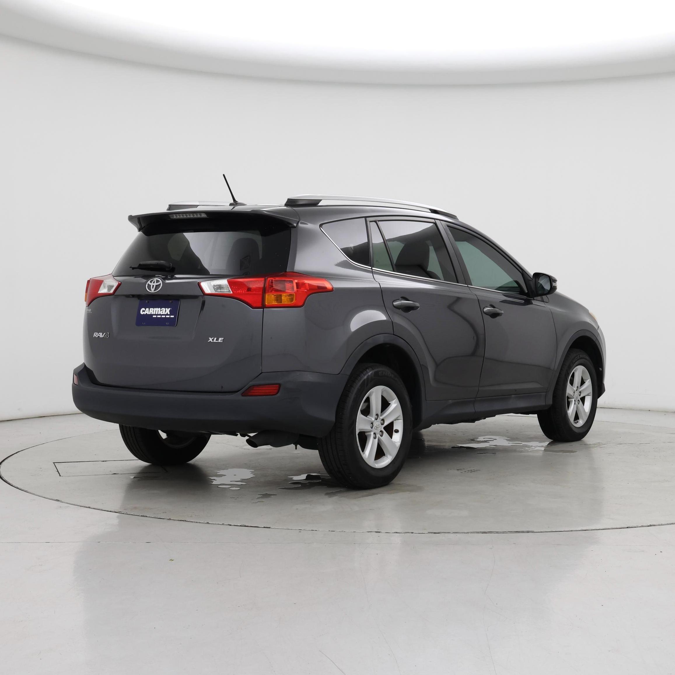 Thumbnail: 2014 Toyota RAV4 - 8