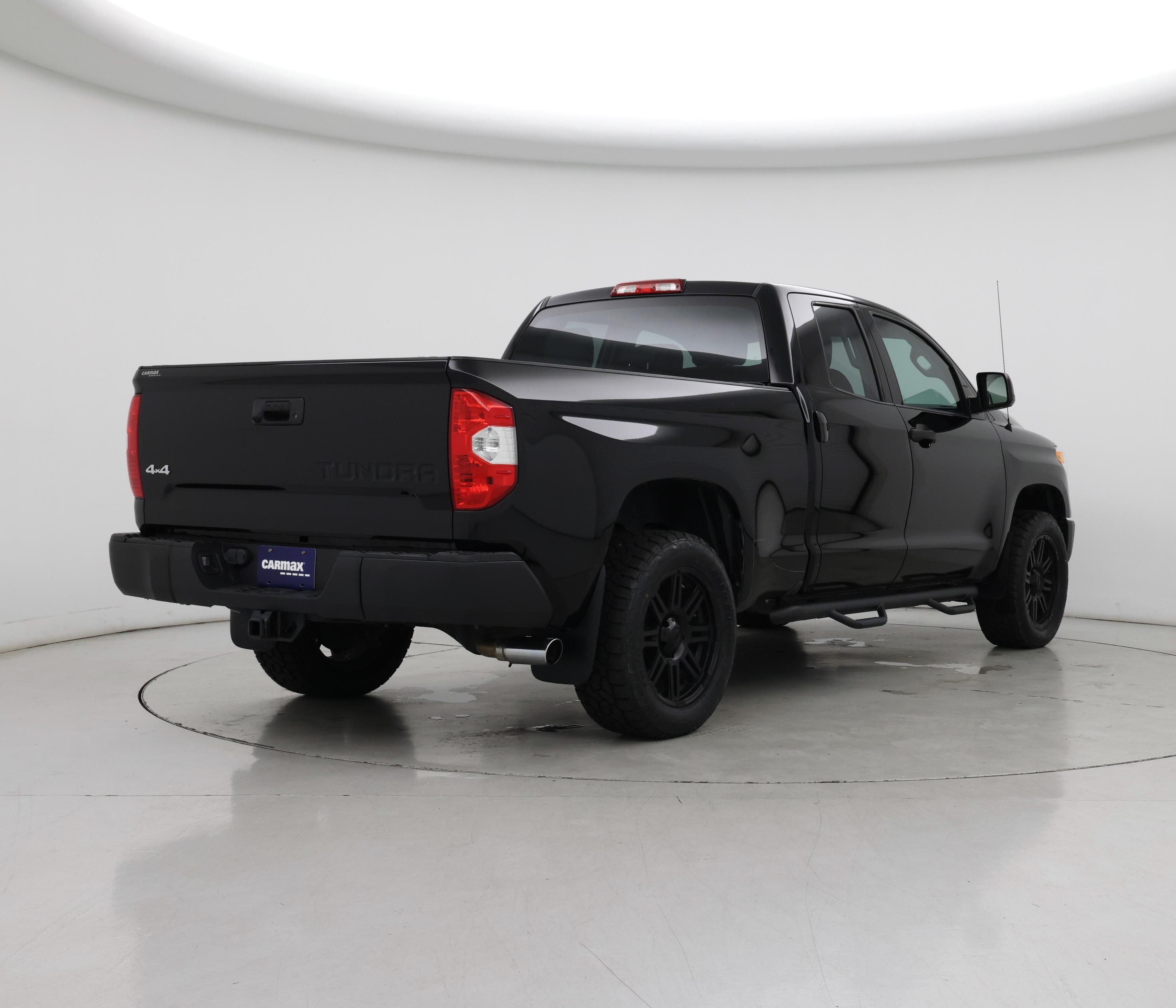 Thumbnail: 2017 Toyota Tundra - 8