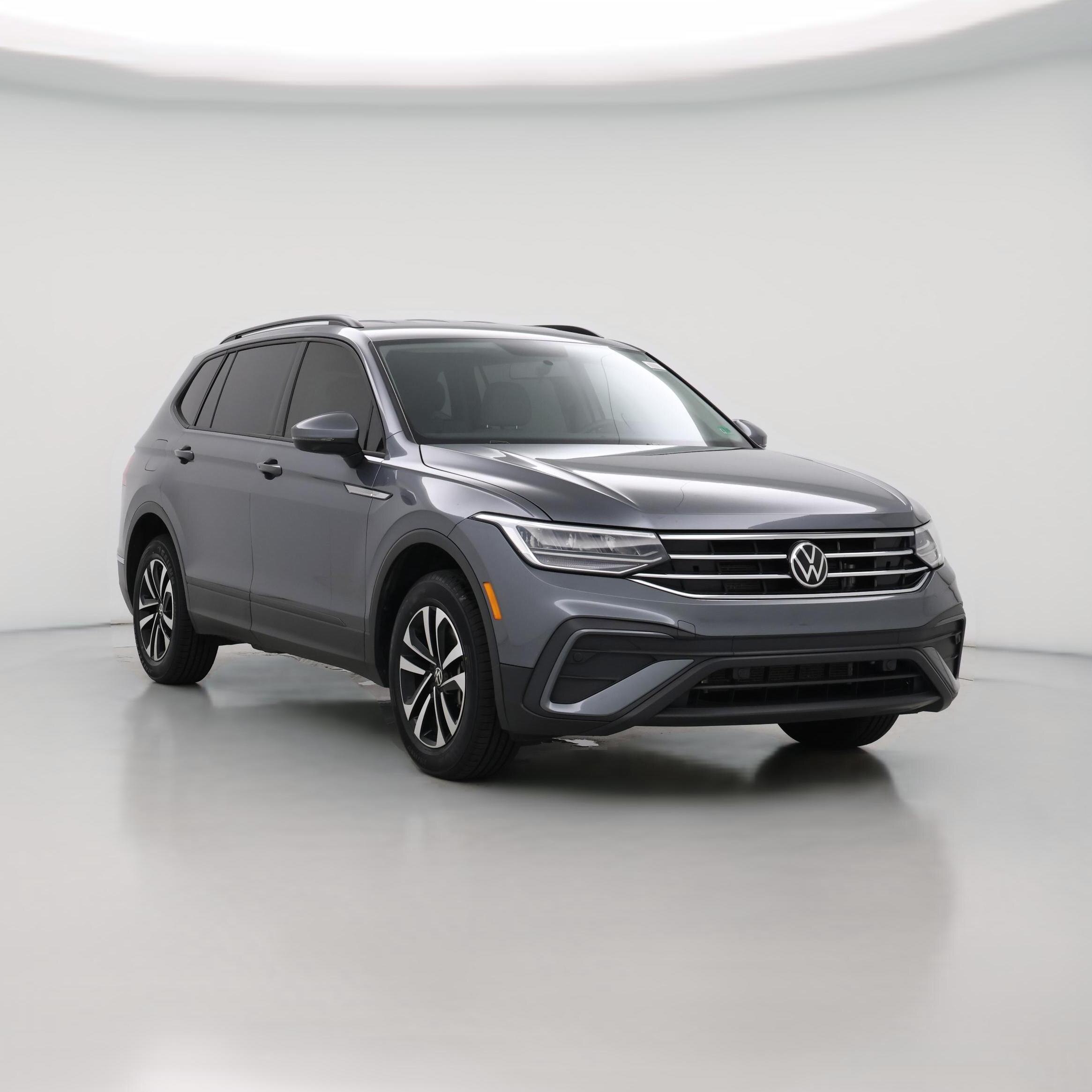 Thumbnail: 2022 Volkswagen Tiguan - 1