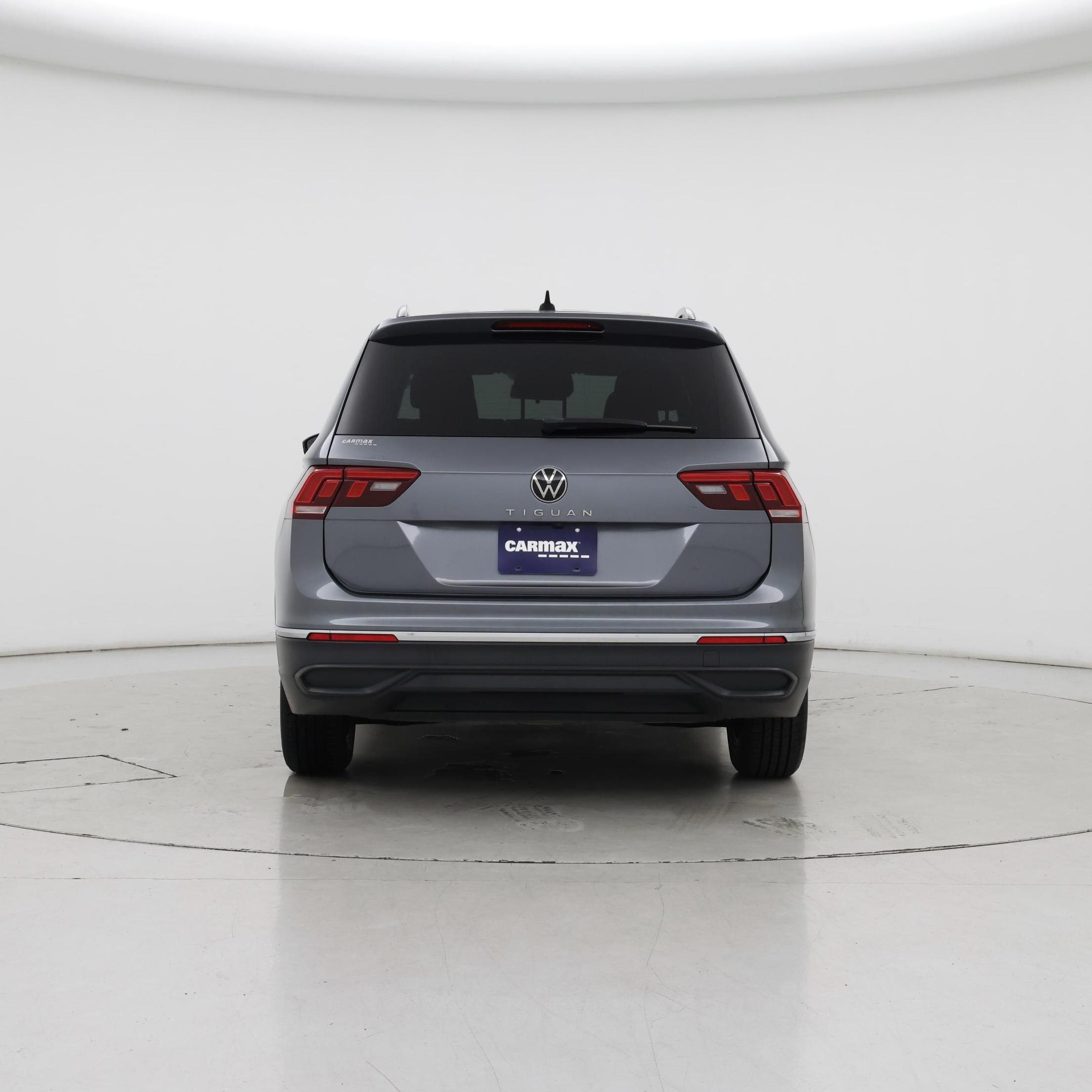 Thumbnail: 2022 Volkswagen Tiguan - 6