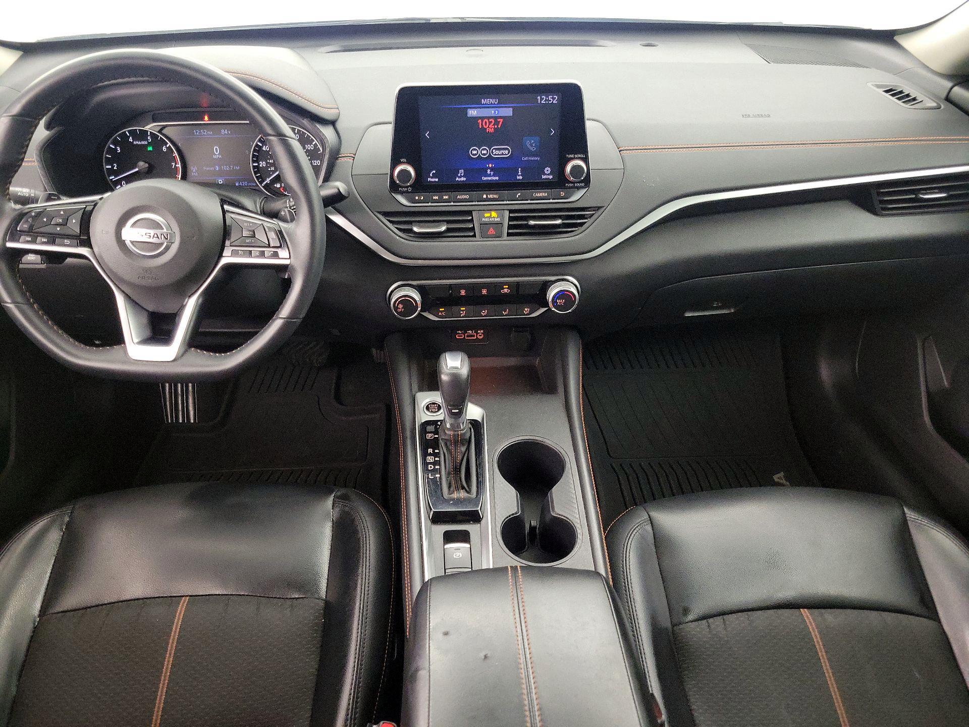 Thumbnail: 2020 Nissan Altima - 9