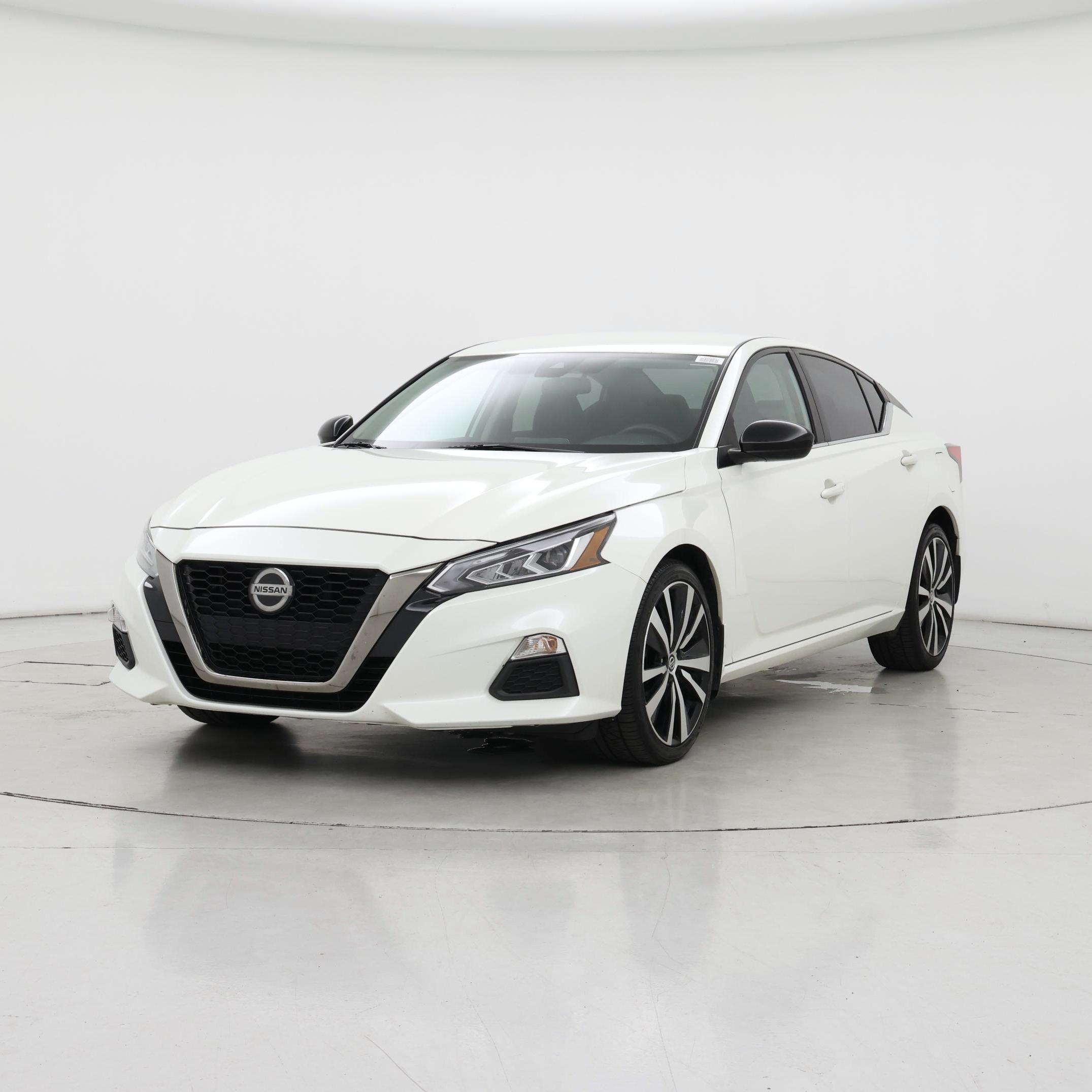 Thumbnail: 2020 Nissan Altima - 4