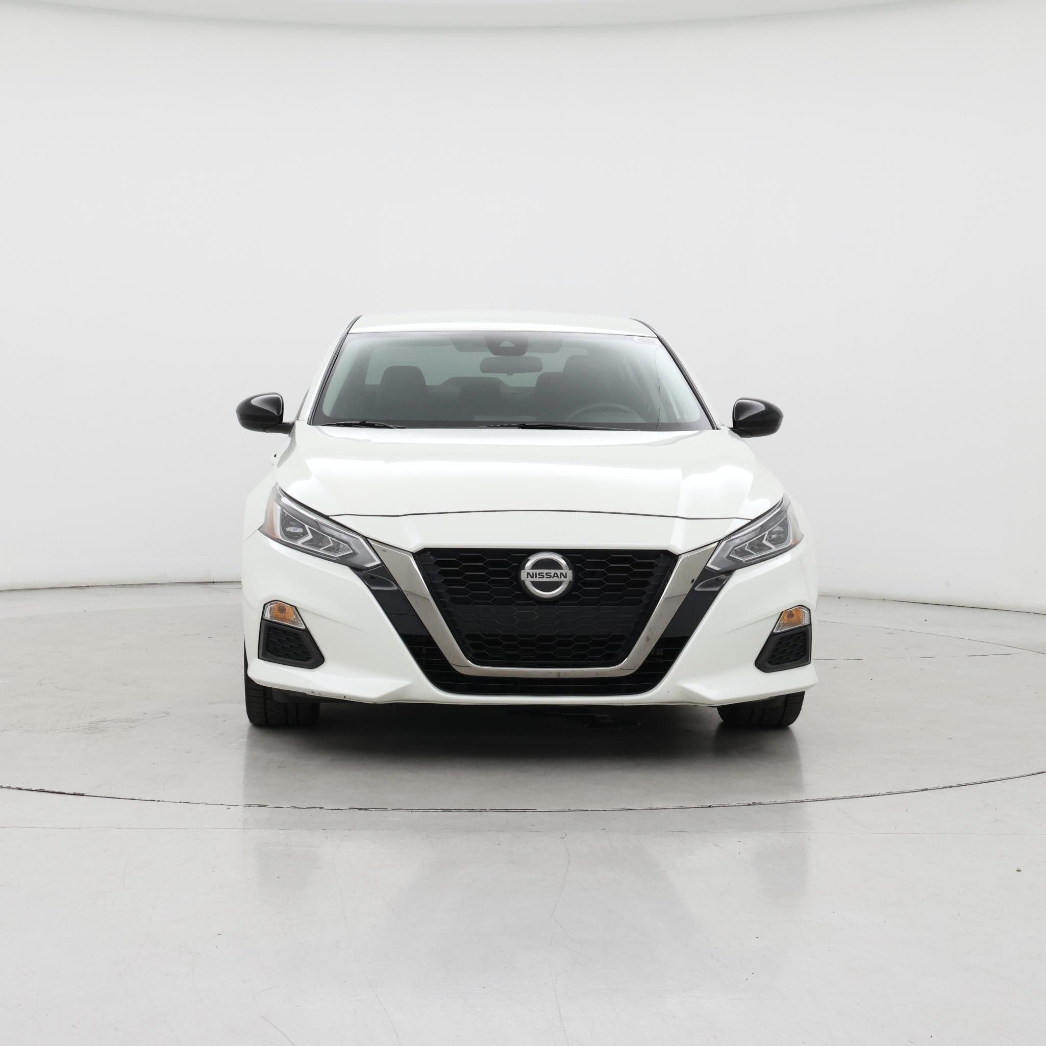 Thumbnail: 2020 Nissan Altima - 5