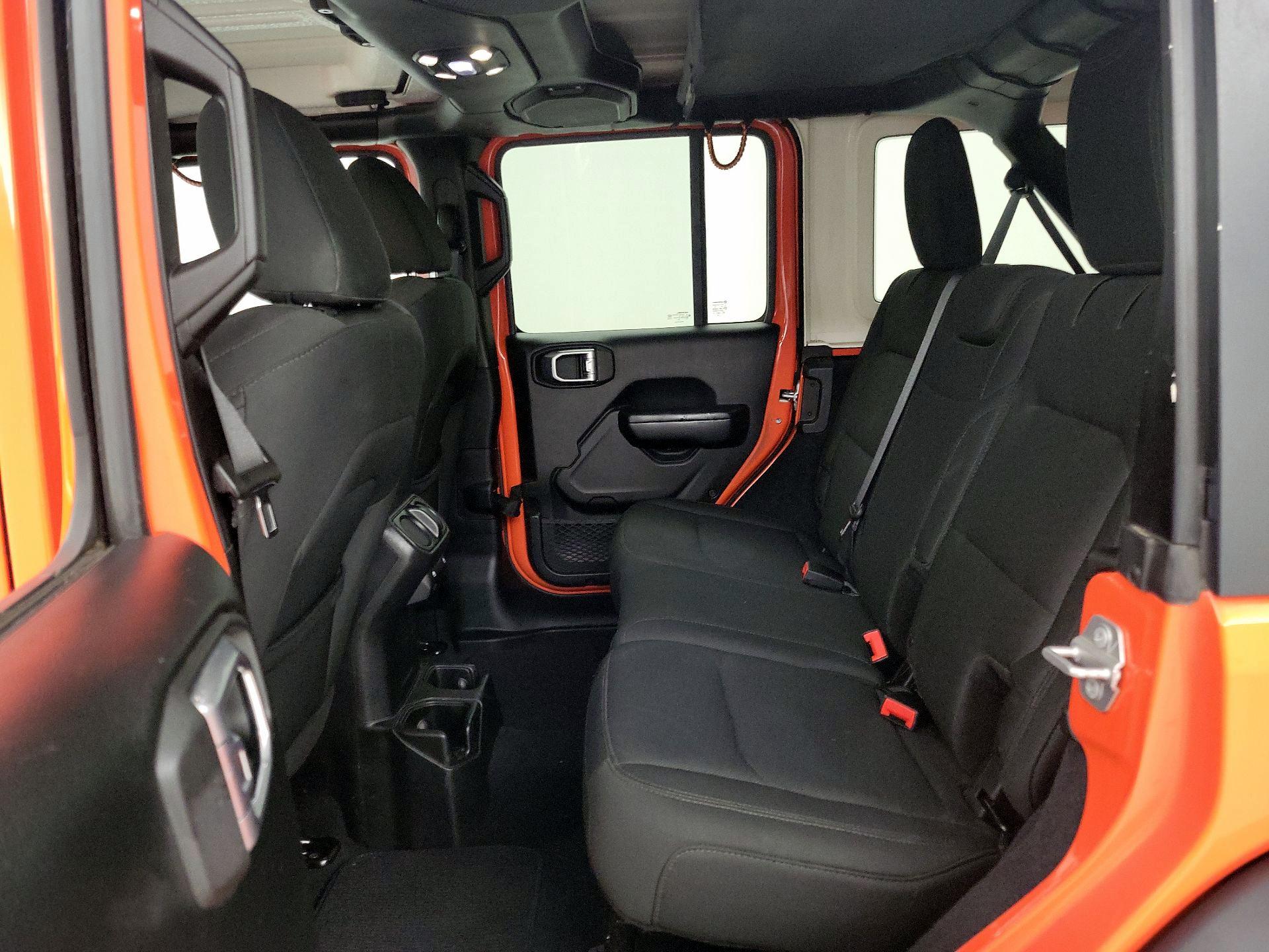 Thumbnail: 2018 Jeep Wrangler - 19