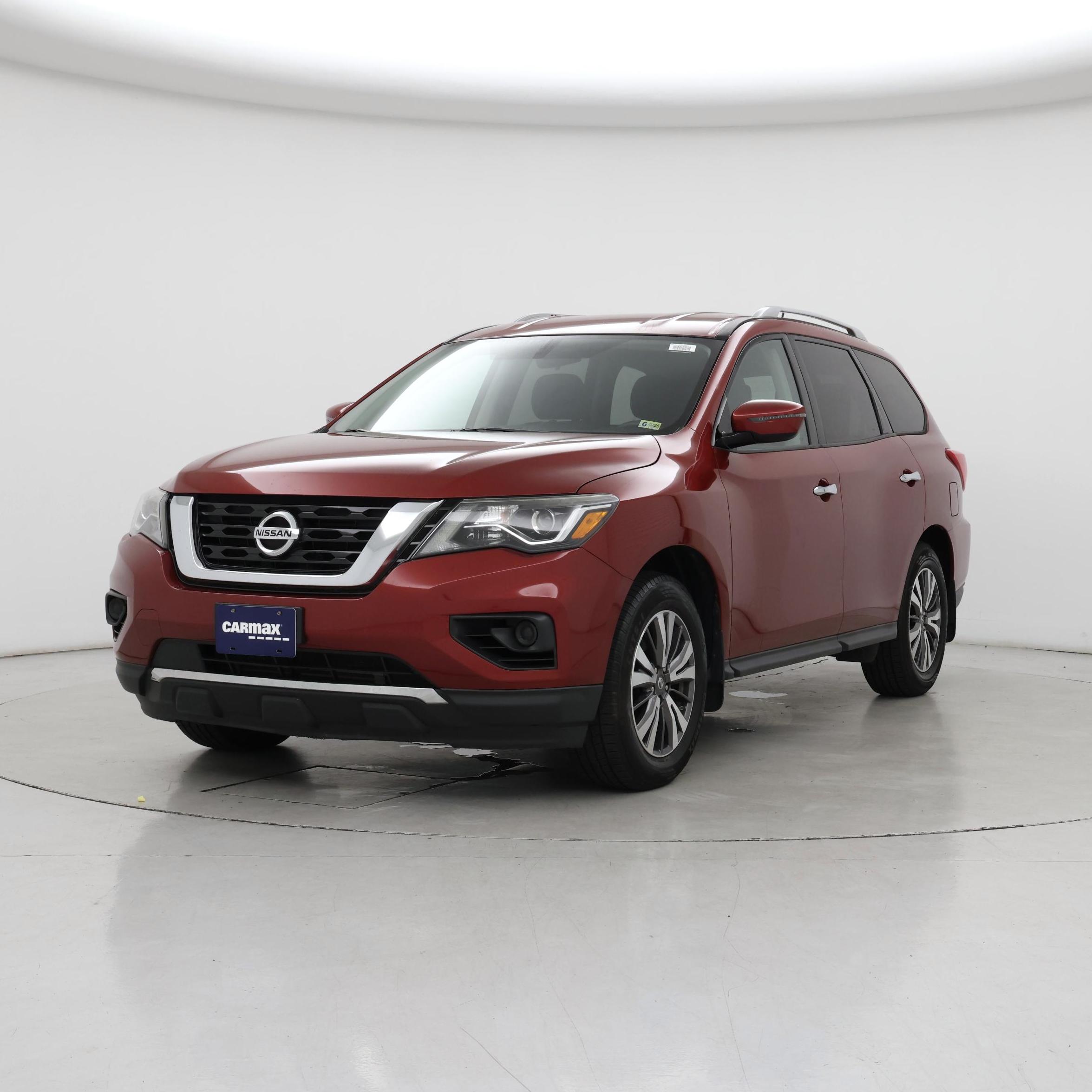 Thumbnail: 2017 Nissan Pathfinder - 4