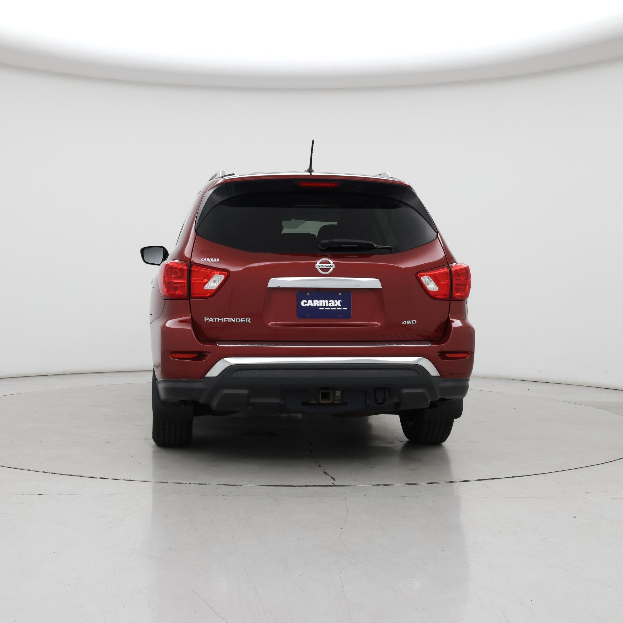 Thumbnail: 2017 Nissan Pathfinder - 6