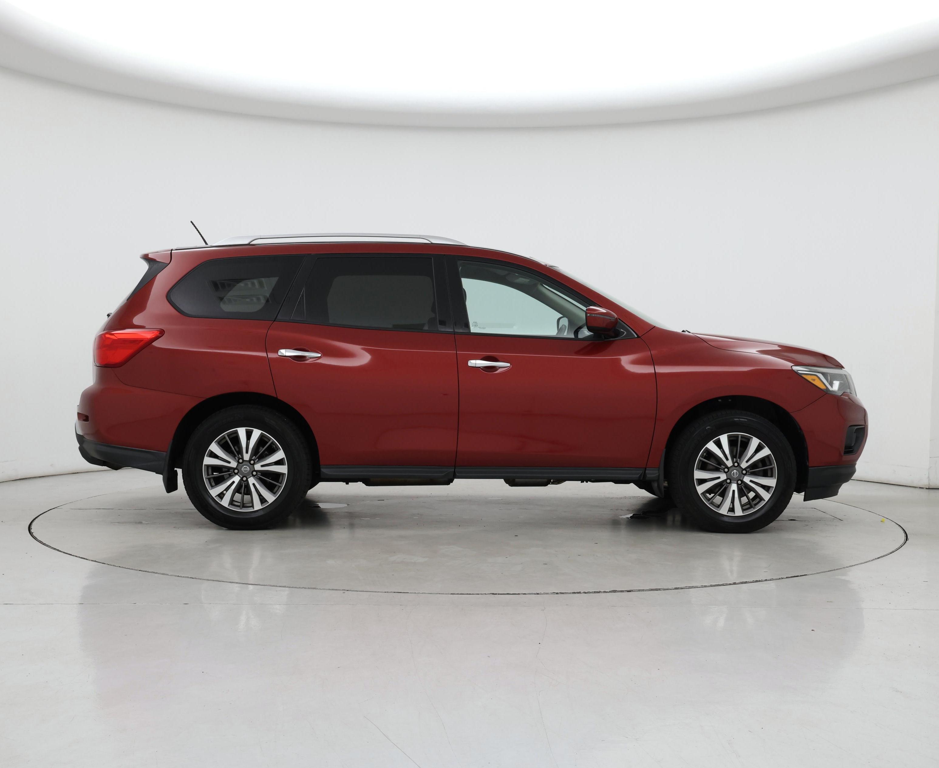 Thumbnail: 2017 Nissan Pathfinder - 7