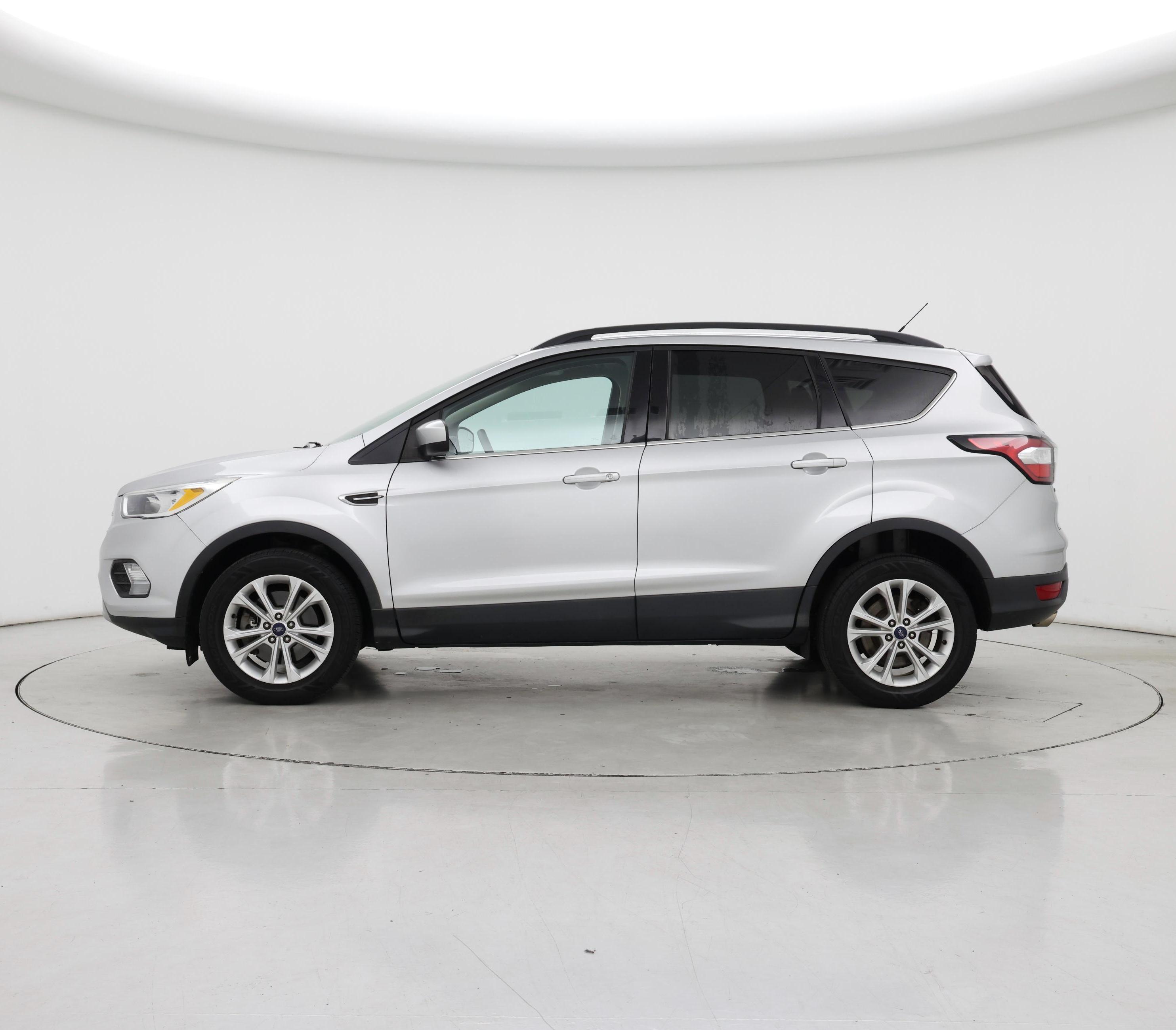 Thumbnail: 2018 Ford Escape - 3