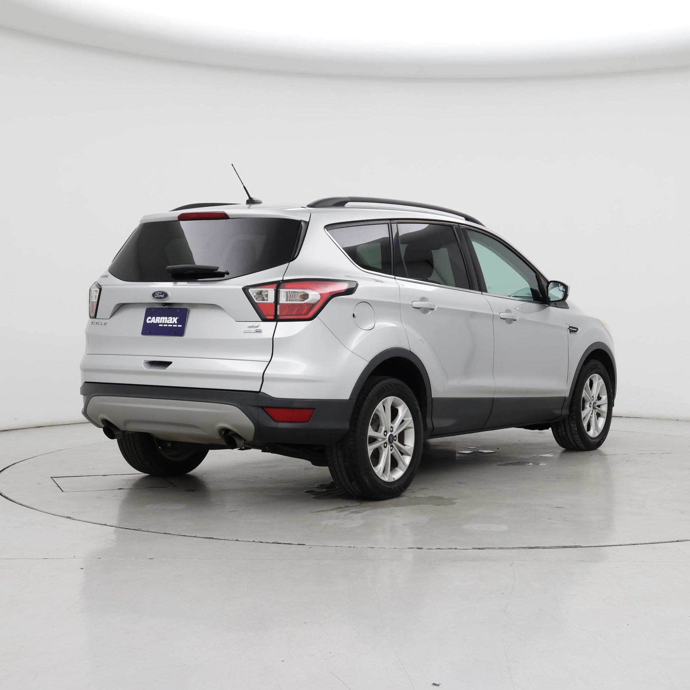 Thumbnail: 2018 Ford Escape - 8