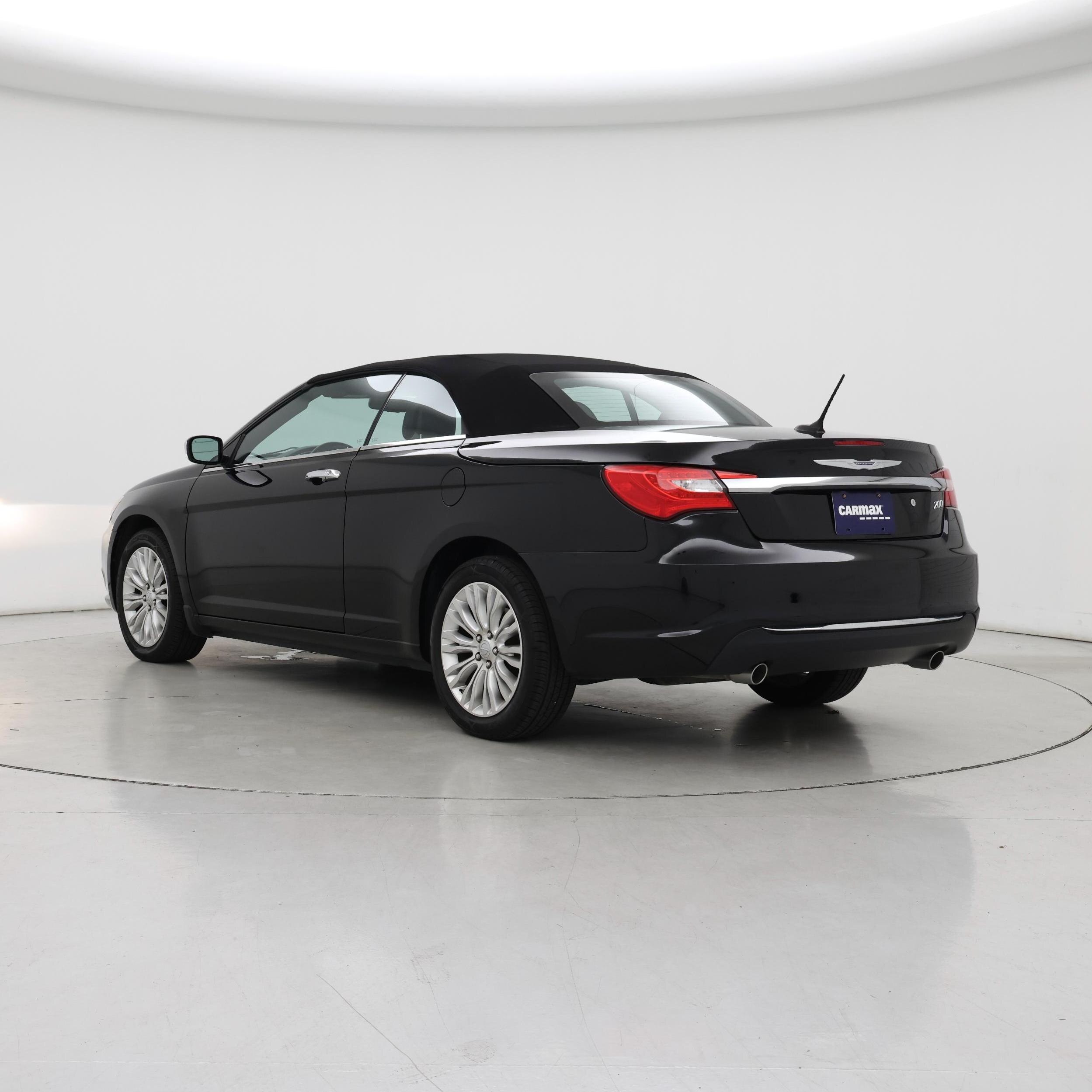 Thumbnail: 2014 Chrysler 200 - 2