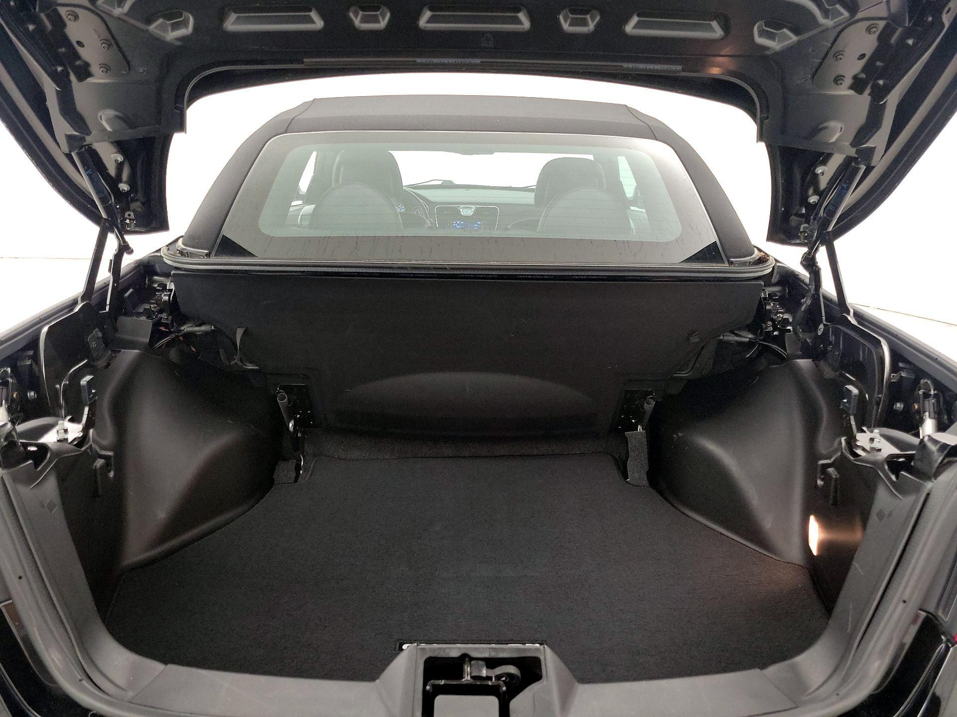 Thumbnail: 2014 Chrysler 200 - 19