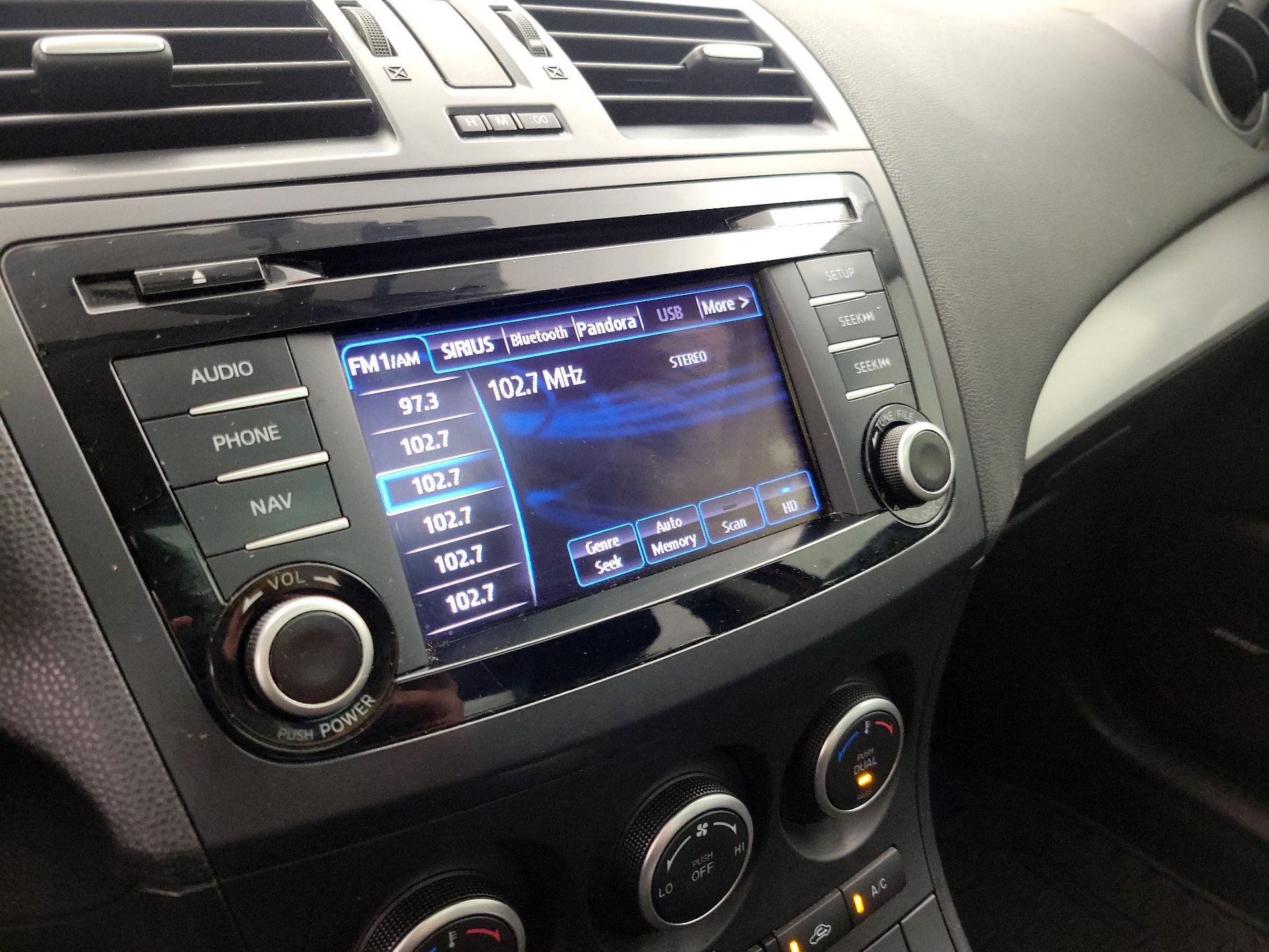 Thumbnail: 2013 Mazda Mazda3 - 14