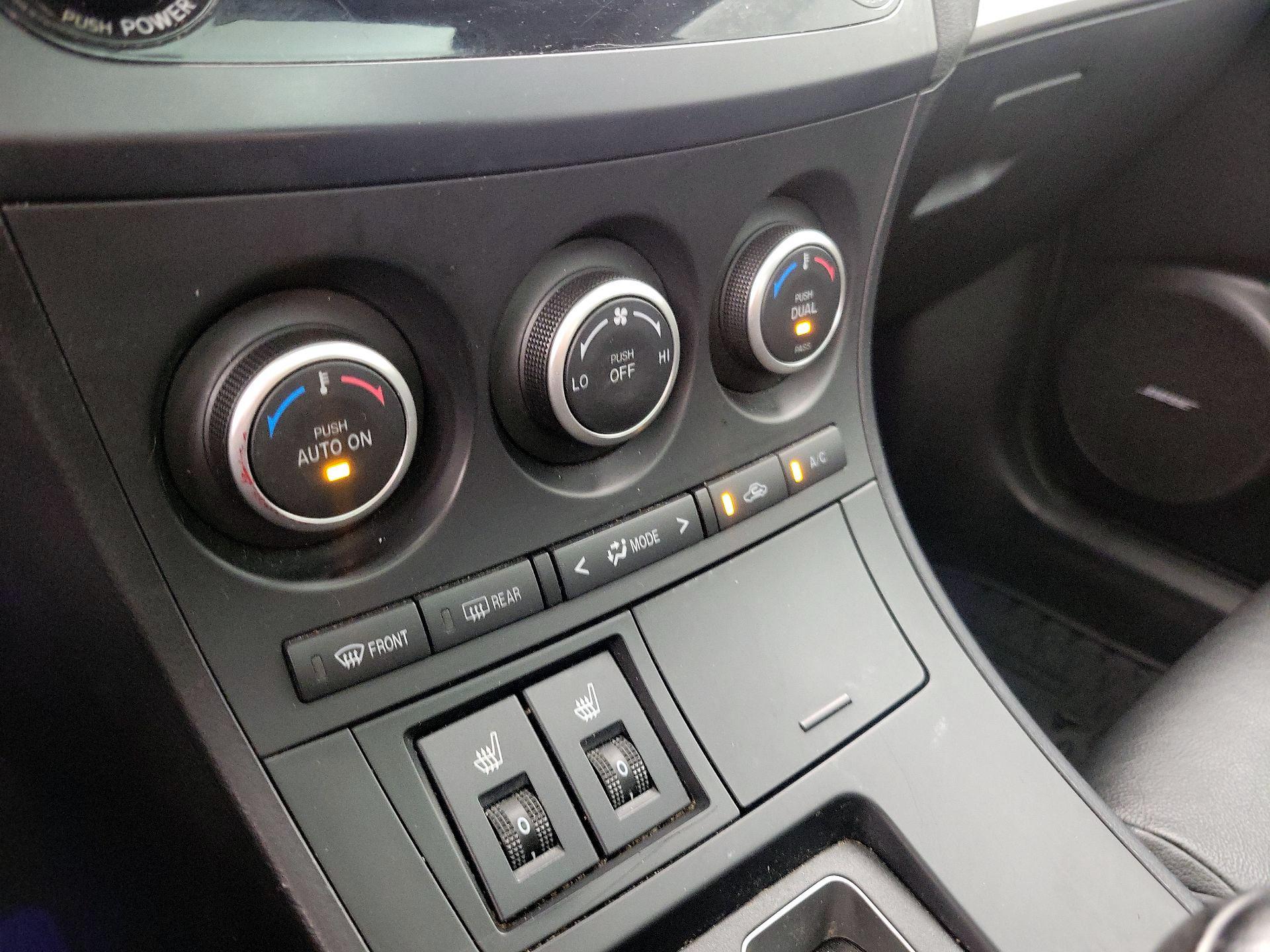 Thumbnail: 2013 Mazda Mazda3 - 15