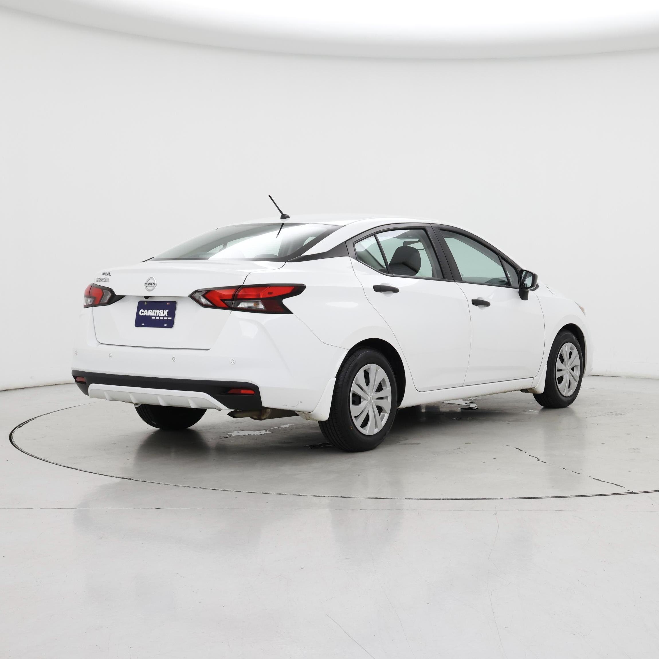 Thumbnail: 2020 Nissan Versa - 8