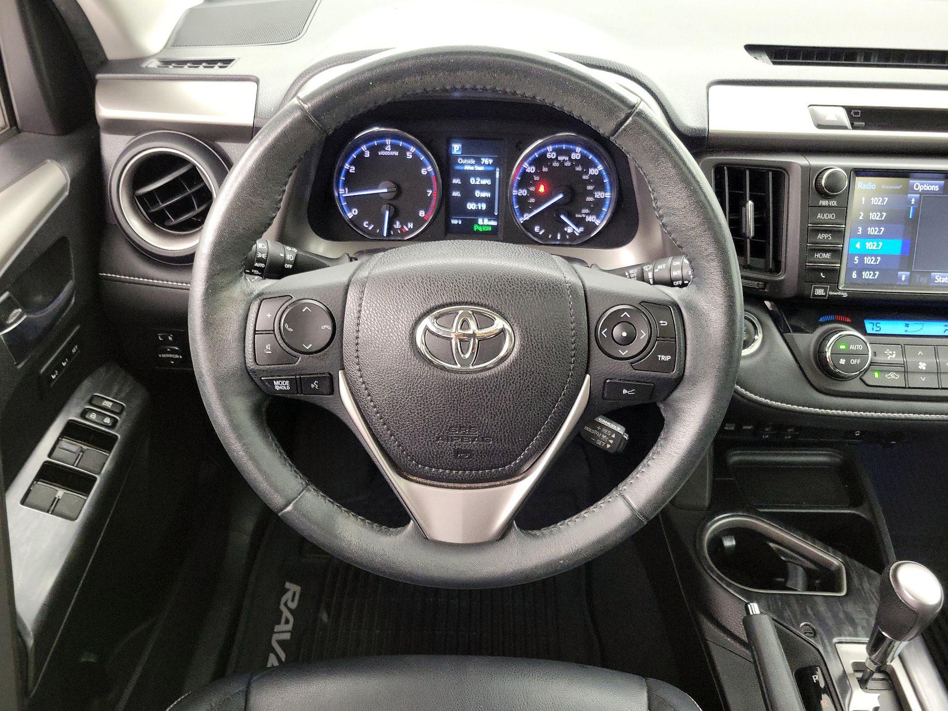 Thumbnail: 2017 Toyota RAV4 - 10