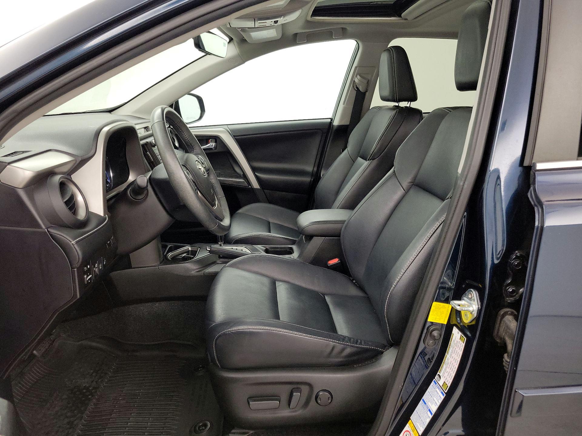 Thumbnail: 2017 Toyota RAV4 - 11