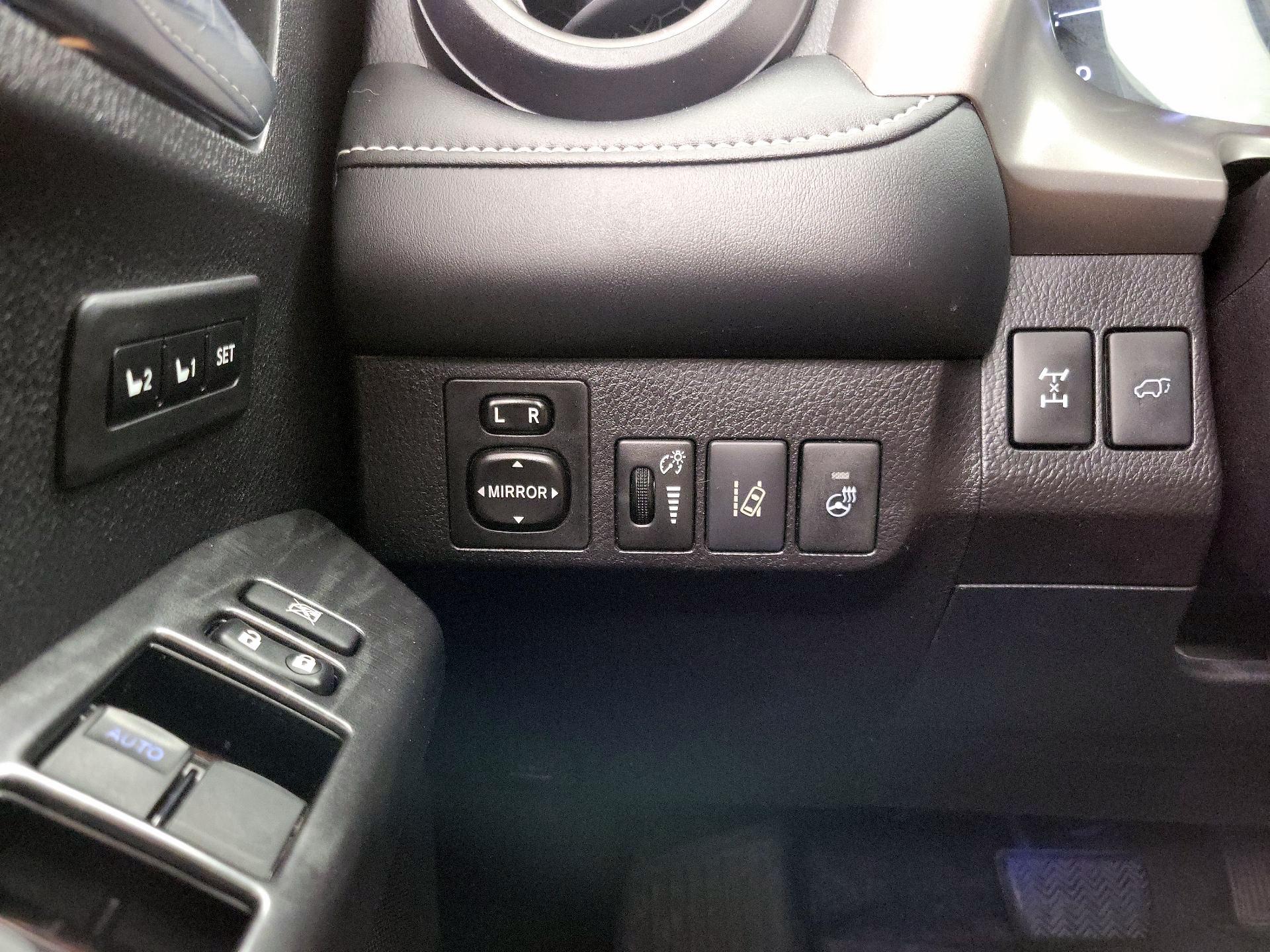 Thumbnail: 2017 Toyota RAV4 - 13