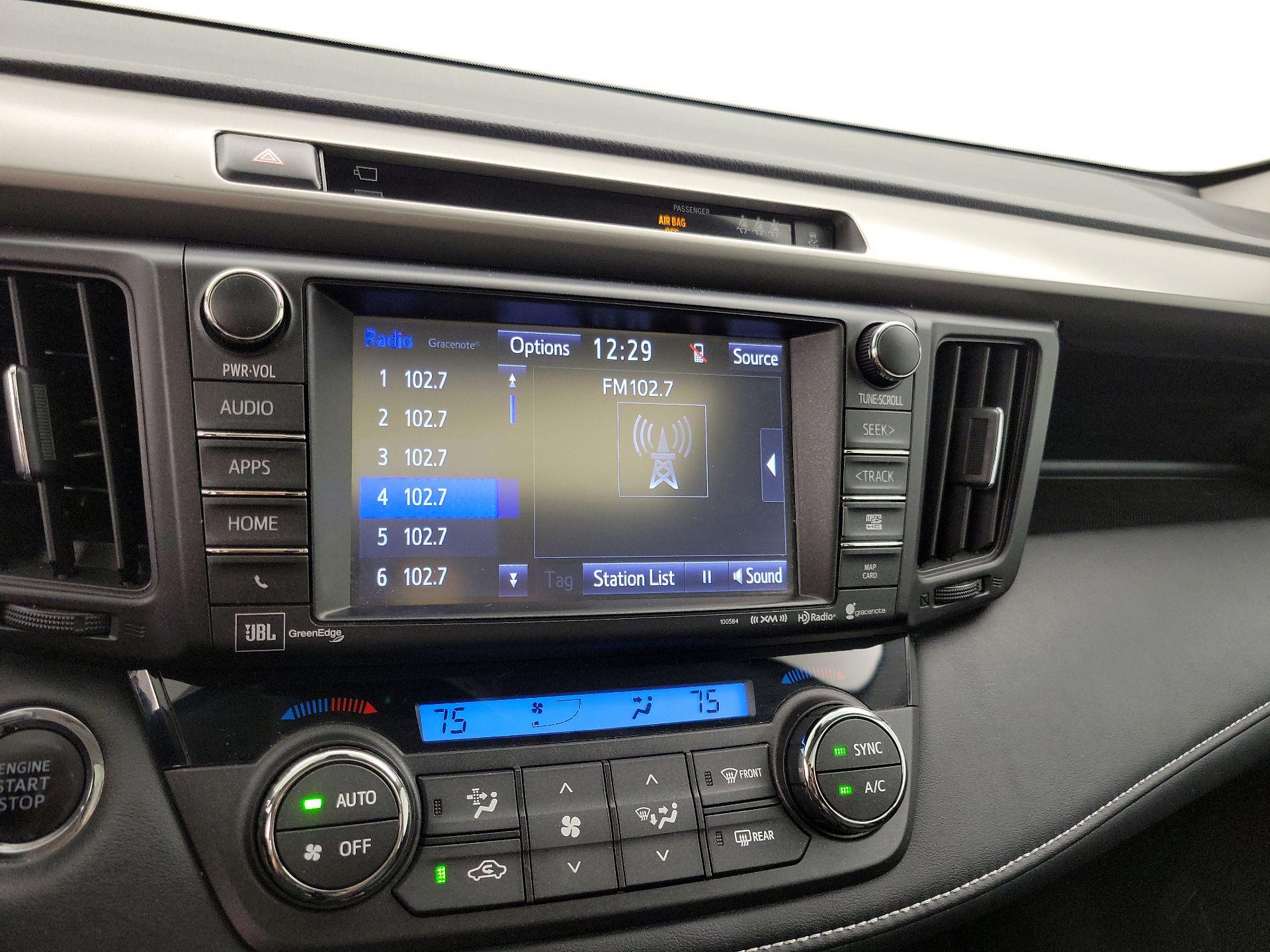 Thumbnail: 2017 Toyota RAV4 - 15