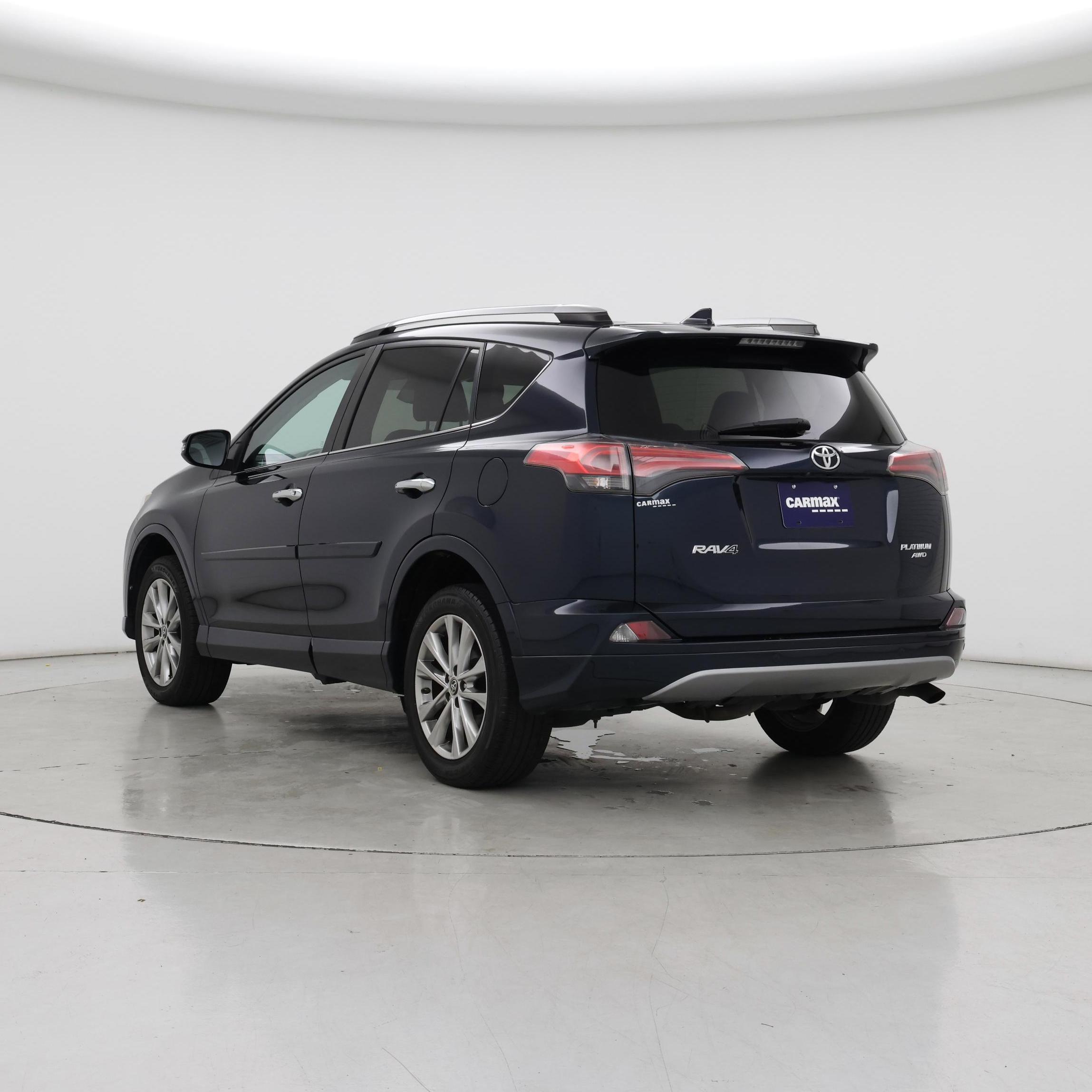 Thumbnail: 2017 Toyota RAV4 - 2