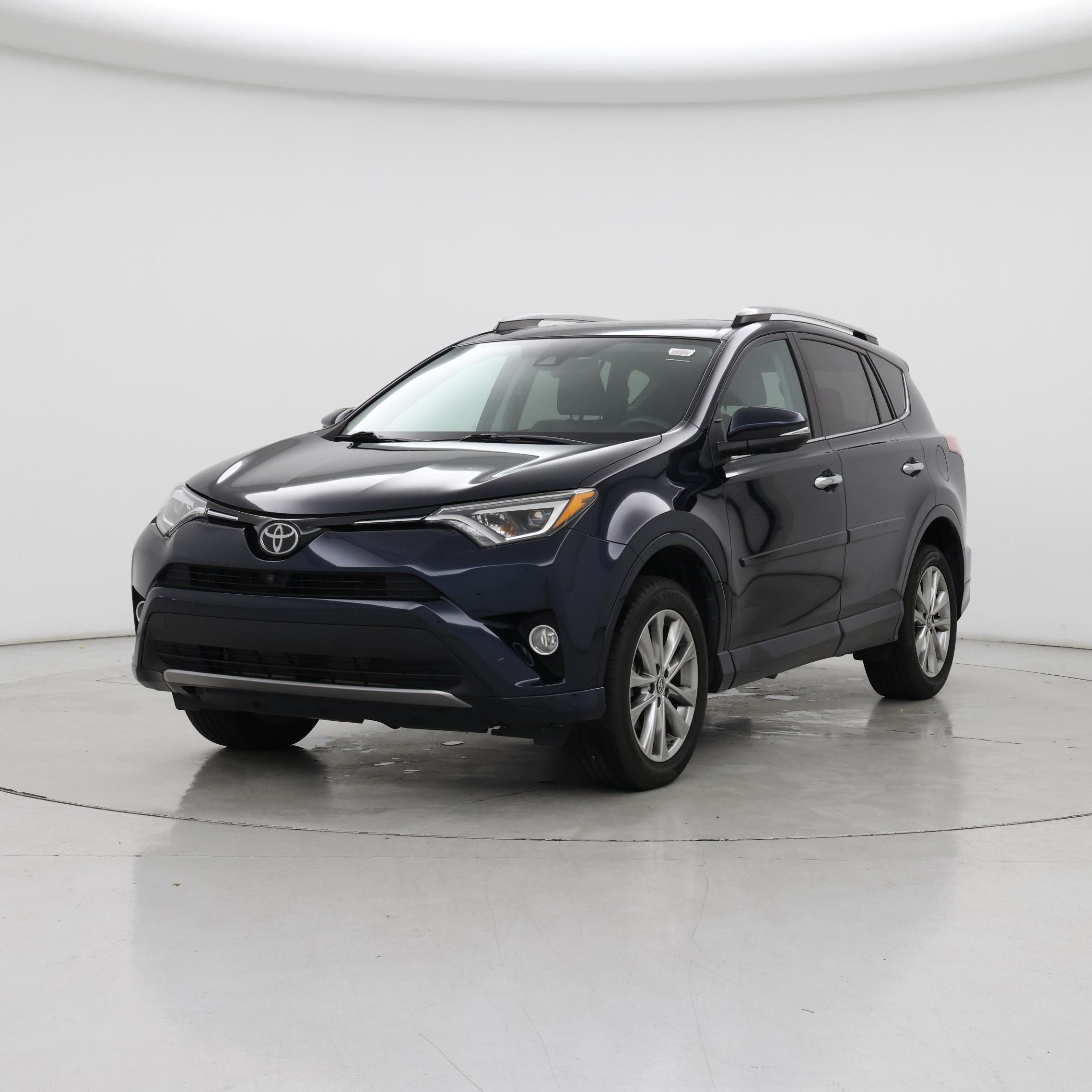 Thumbnail: 2017 Toyota RAV4 - 4