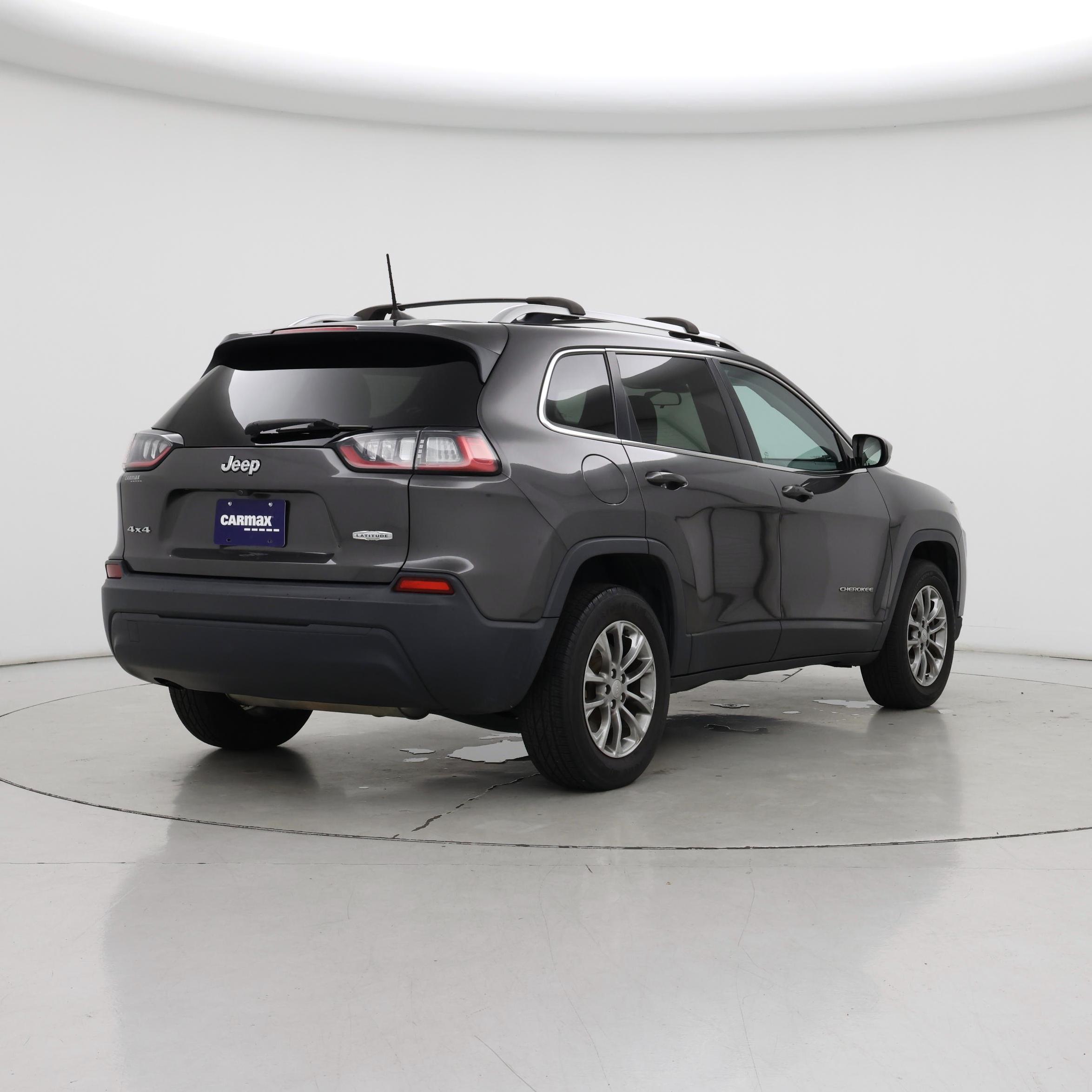 Thumbnail: 2019 Jeep Cherokee - 8